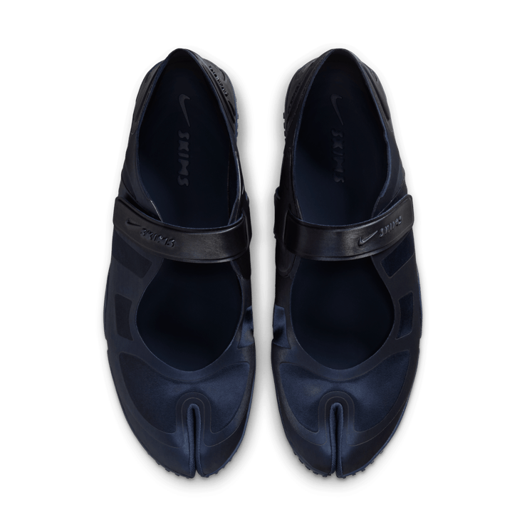 NikeSKIMS Rift Satin Obsidian (W) Angle 3
