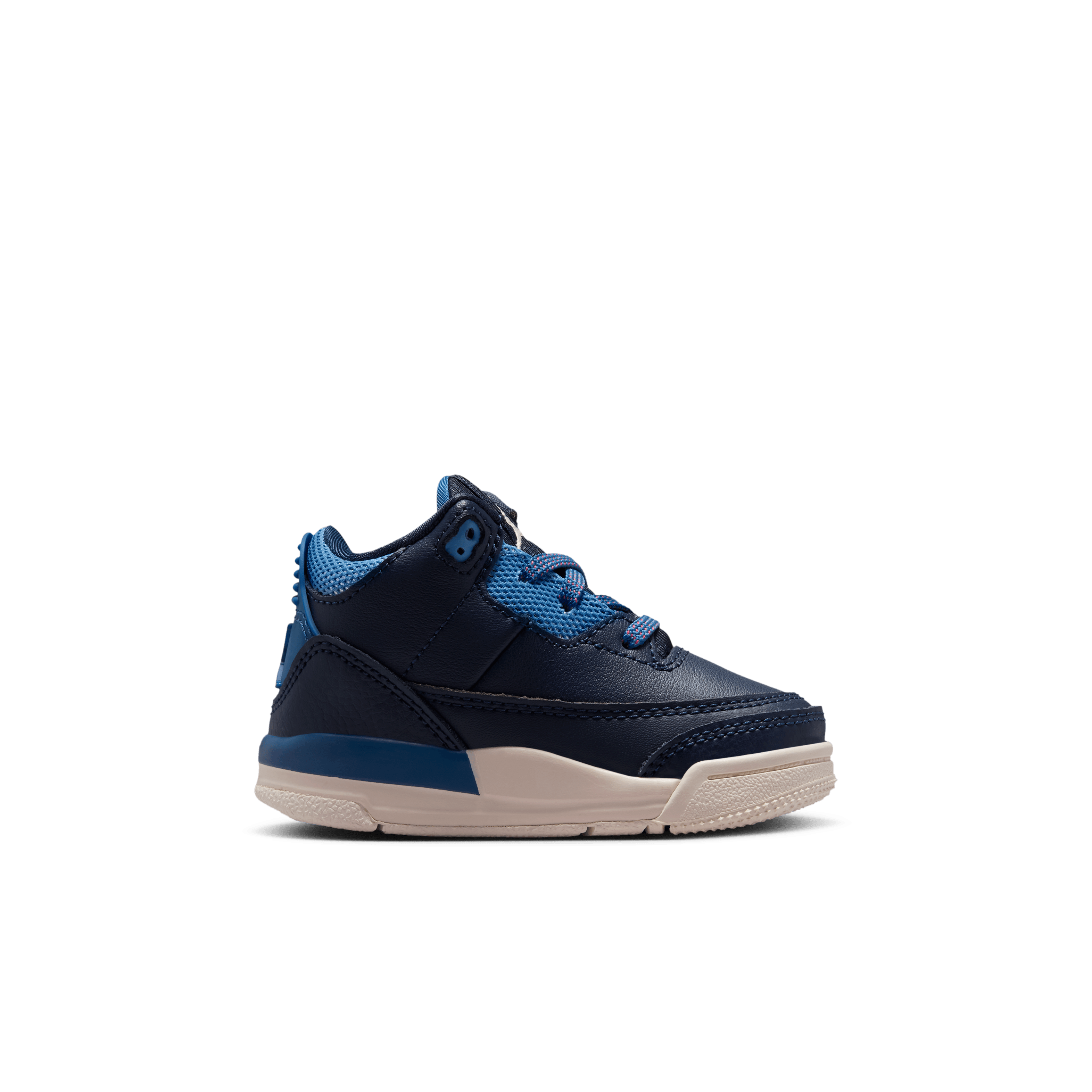 Air Jordan 3 Sports Renaissance (TD) Angle 2