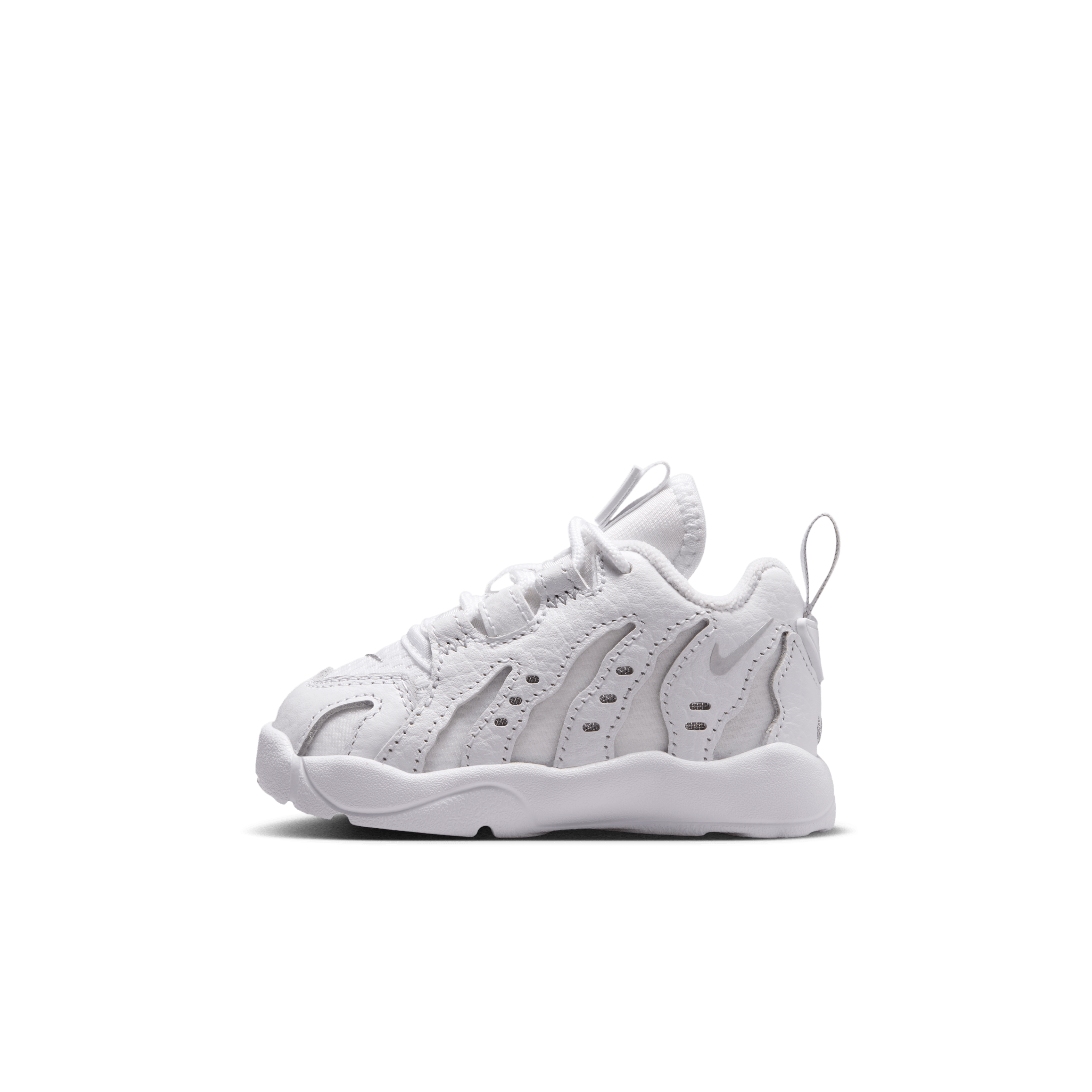Nike Air DT Max 96 Low Triple White (TD) Angle 0