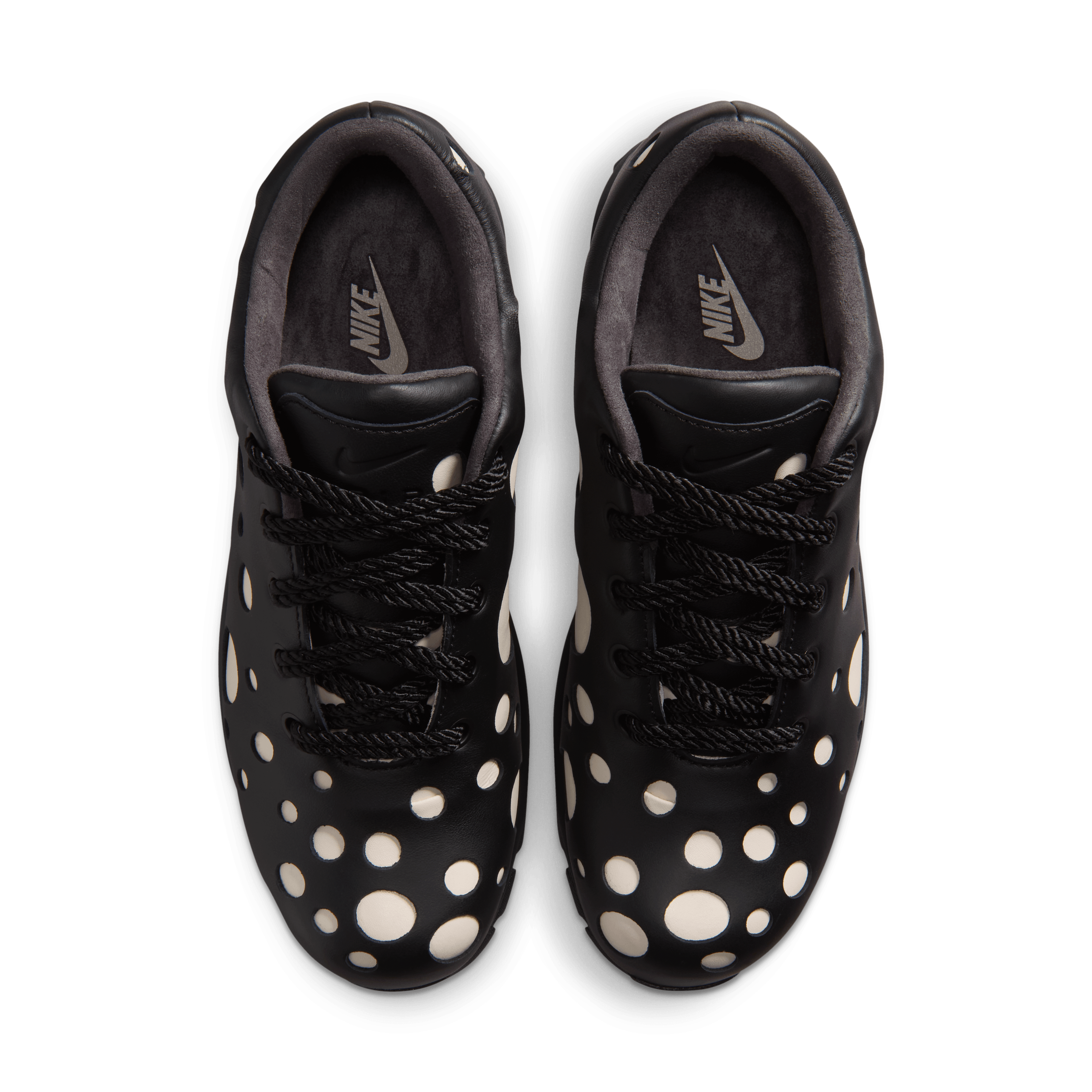Nike Air Max Goadome Low Light Orewood Brown Angle 3
