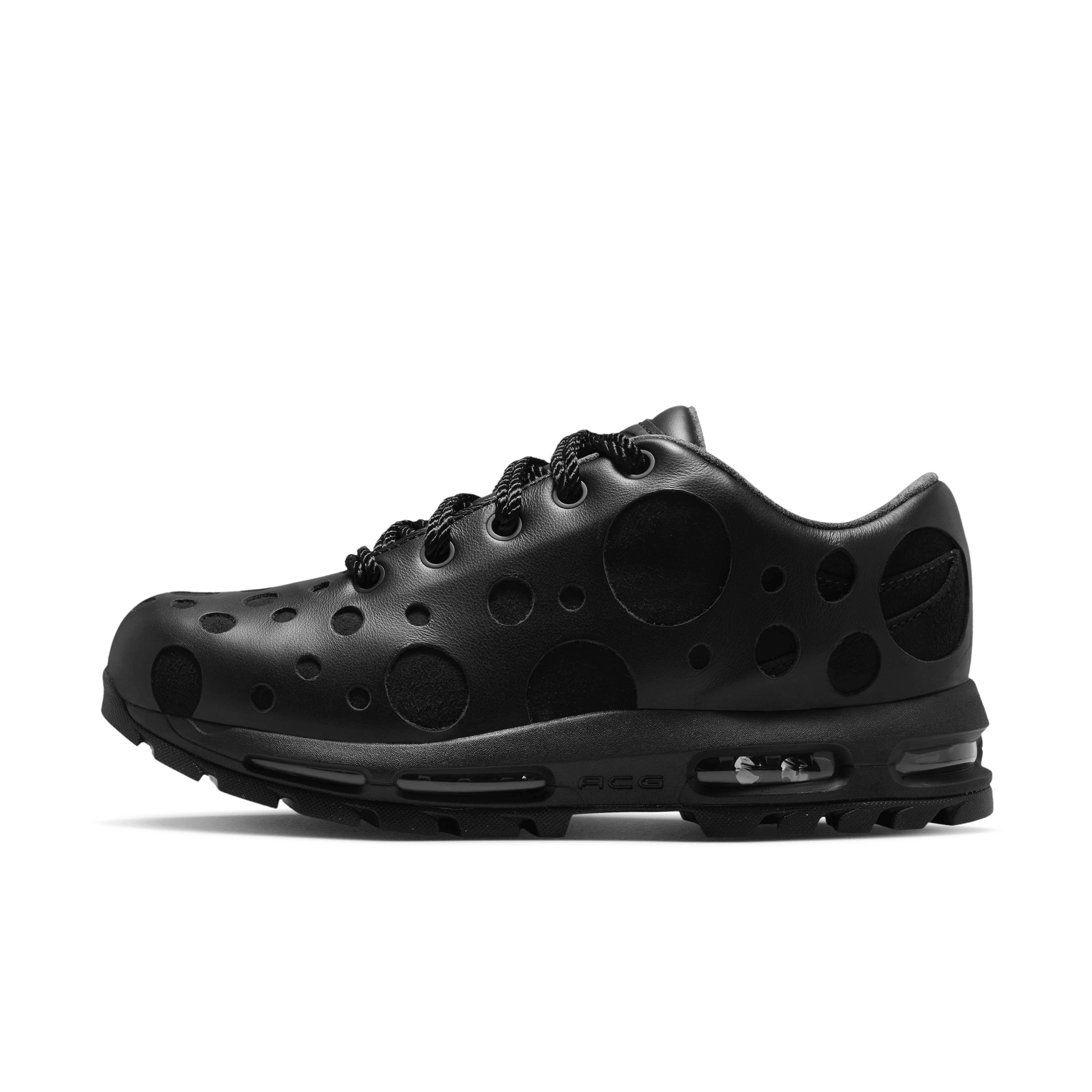 Nike Air Max Goadome Low Dot Pack Black Angle 0