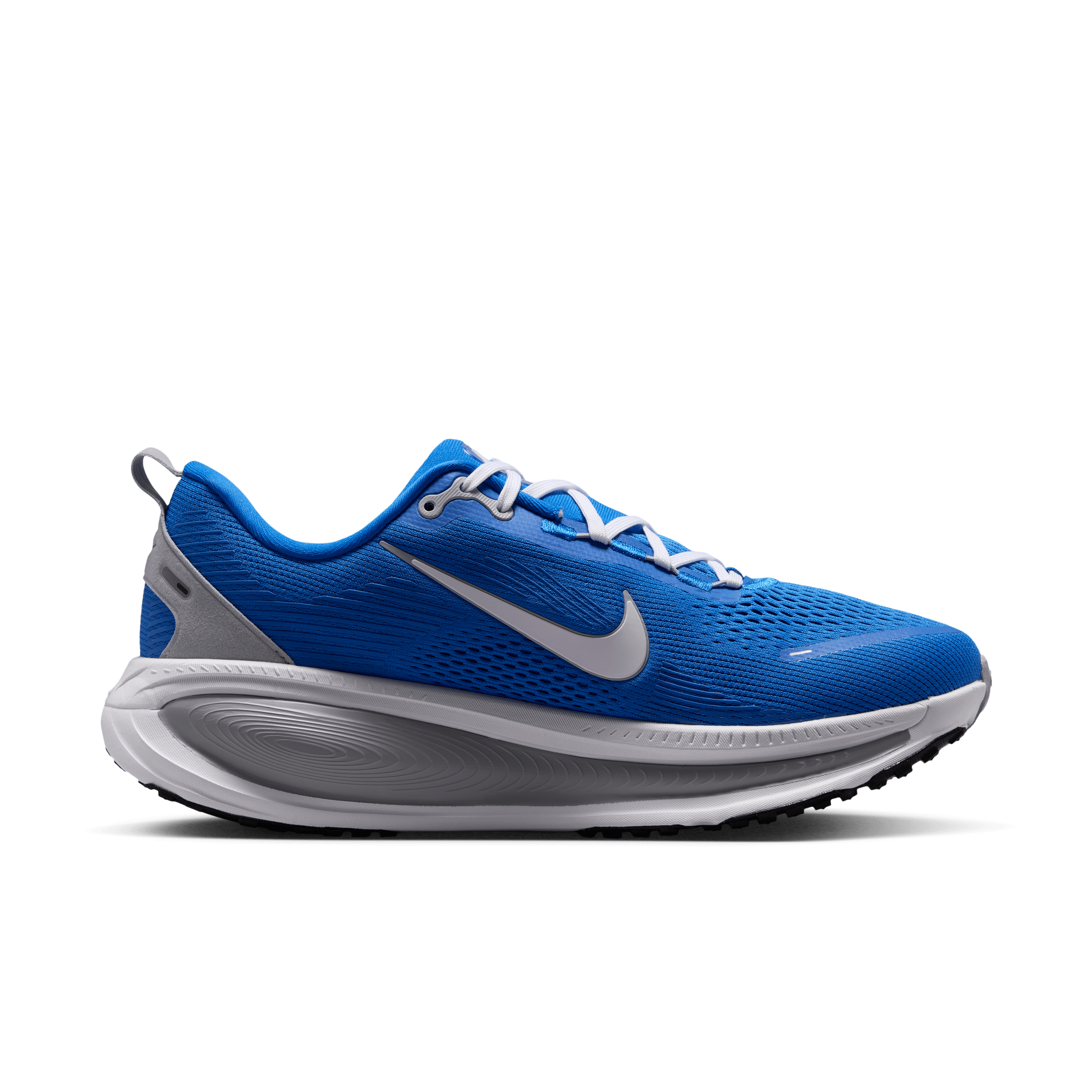Nike Vomero 18 NFL Detroit Lions Angle 2