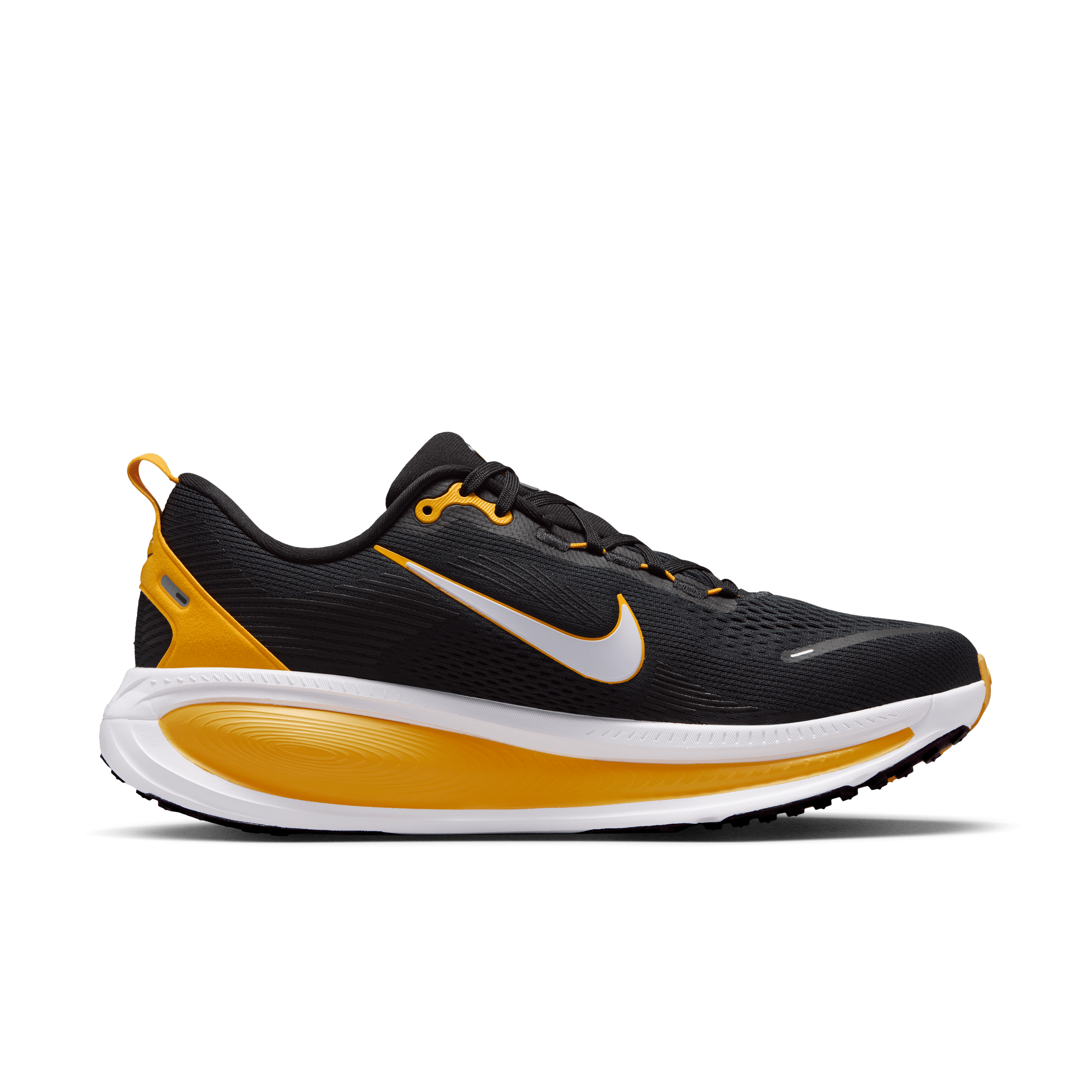 Nike Vomero 18 NFL Pittsburgh Steelers Angle 2