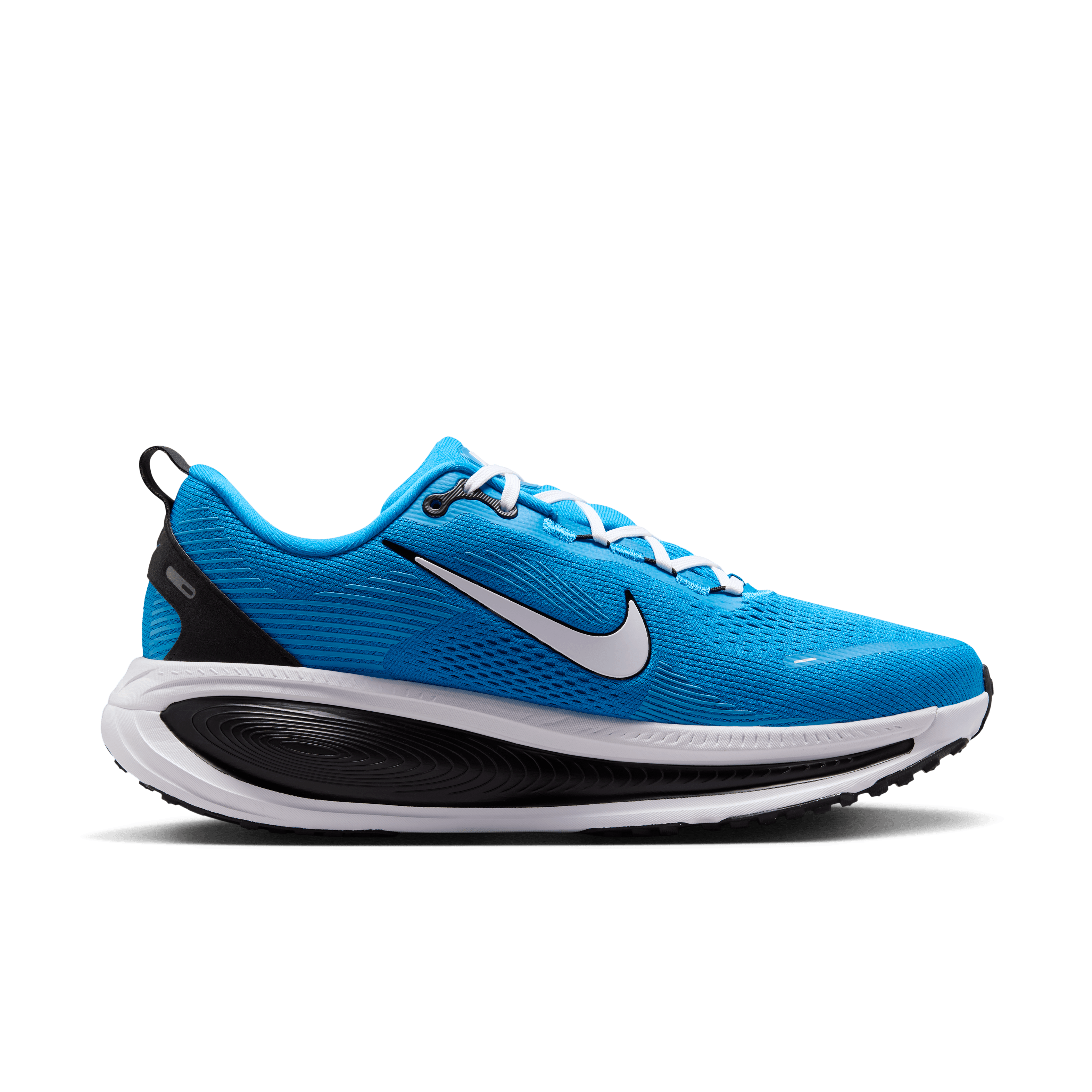 Nike Vomero 18 NFL Carolina Panthers Angle 2