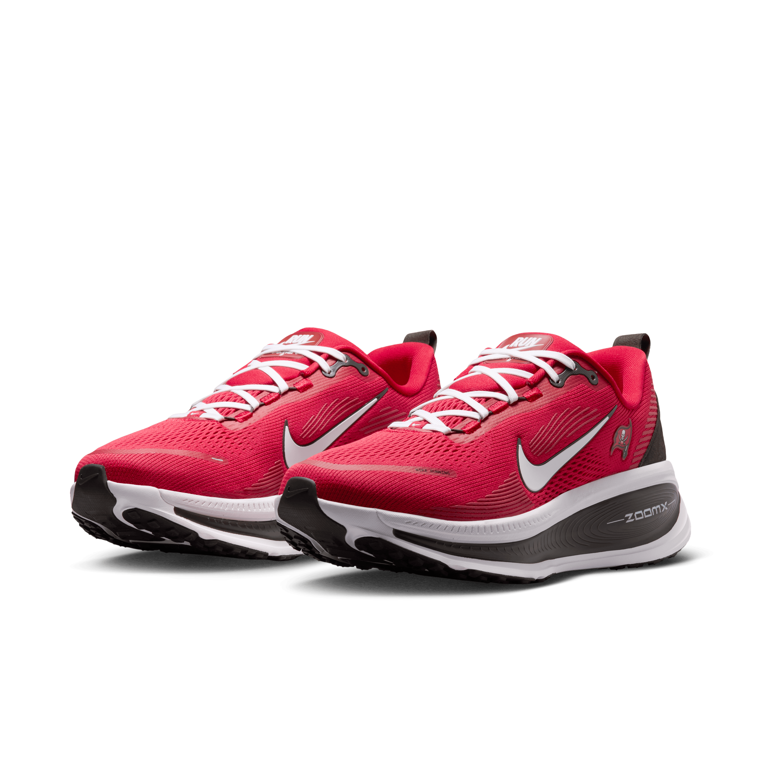 Nike Vomero 18 NFL Tampa Bay Buccaneers Angle 4