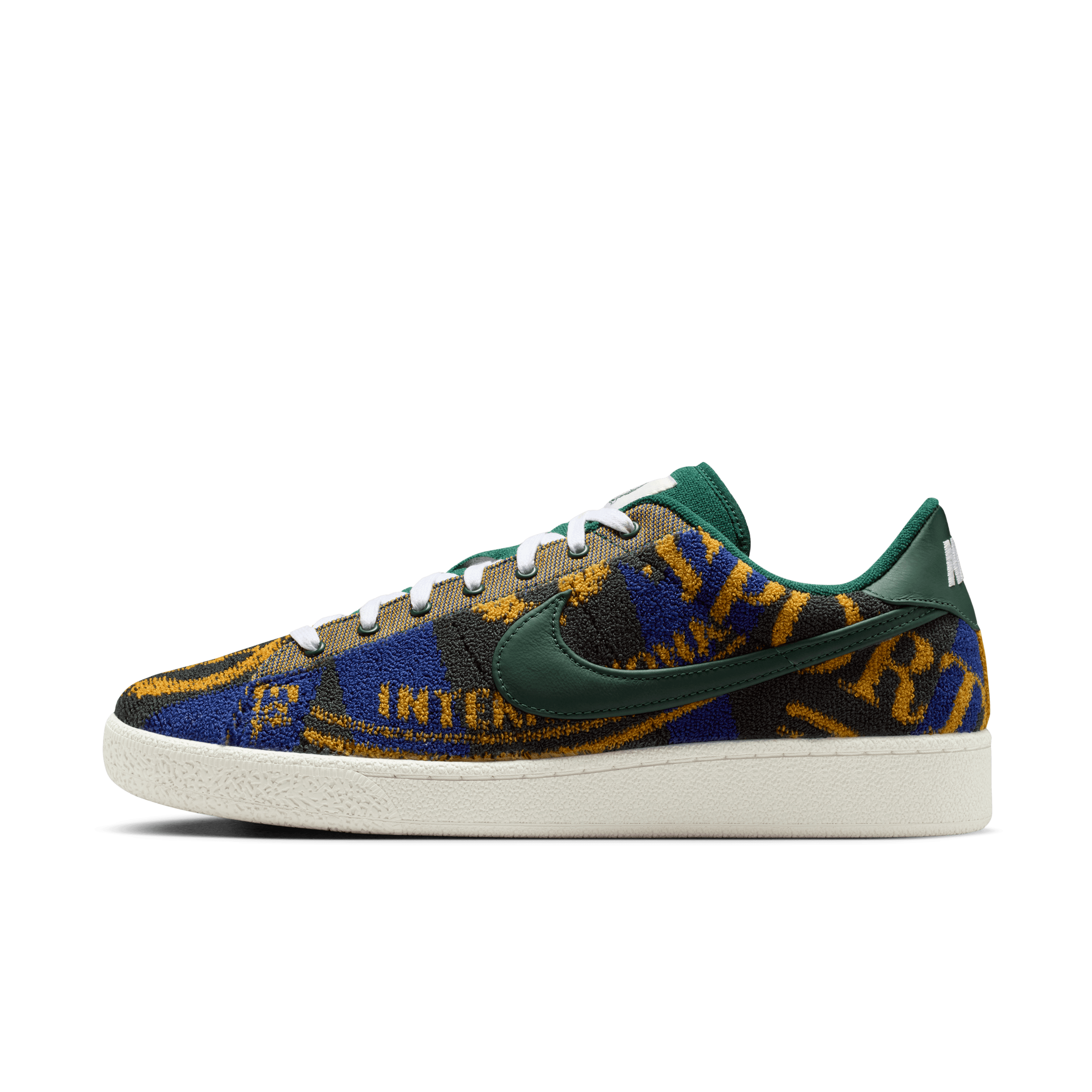 Nike Tennis Classic Premium Fir White Sail Angle 0