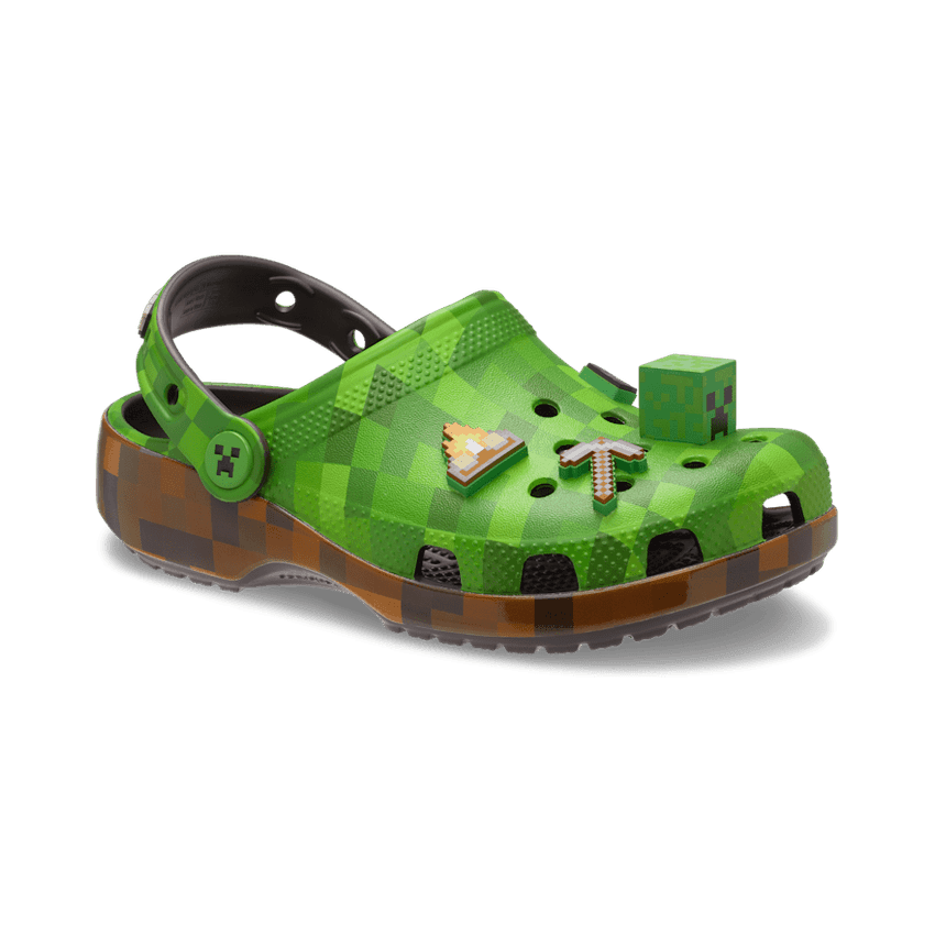 Crocs Classic Clog Minecraft Grass Block (GS) Angle 3