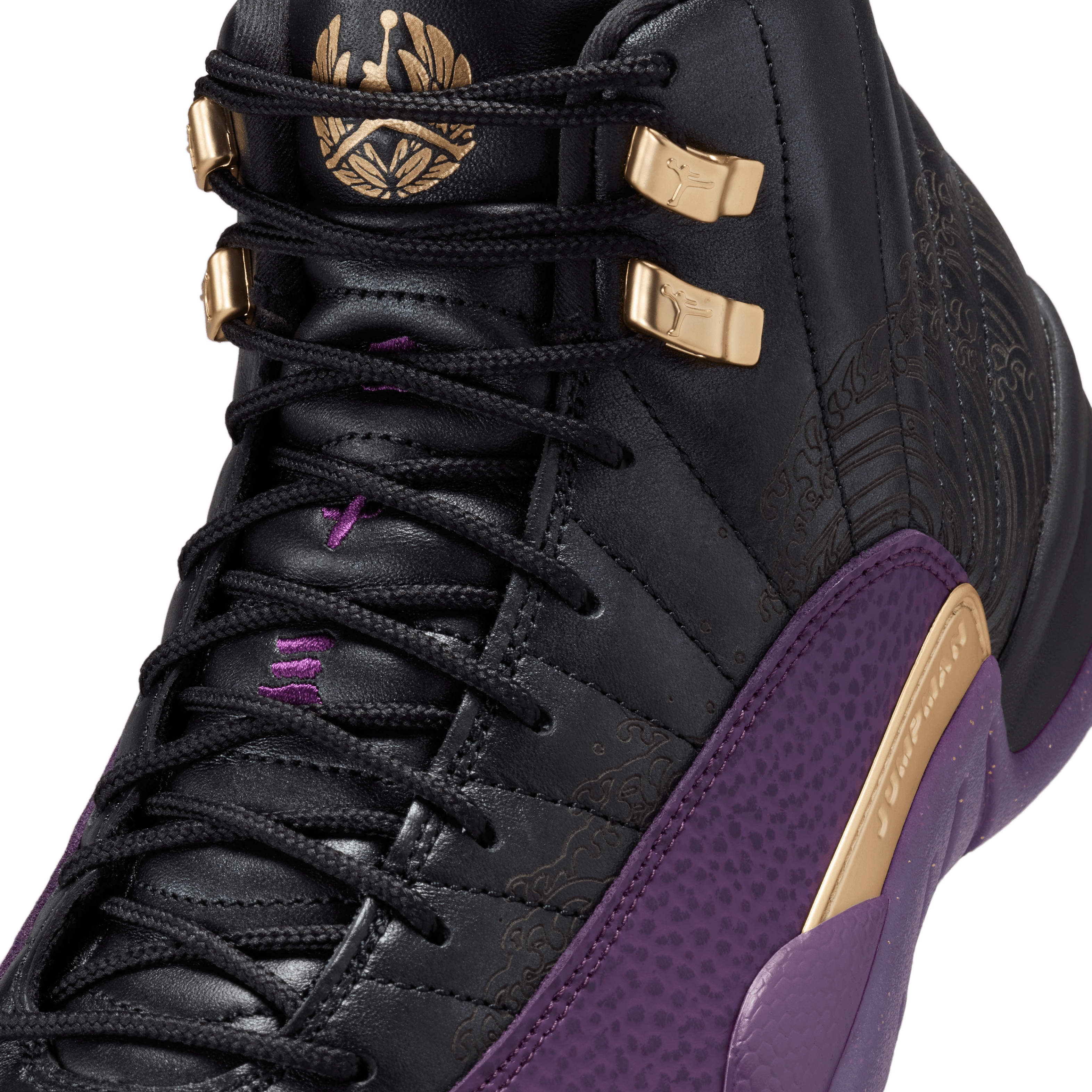 Air Jordan 12 Retro Sumo Angle 5
