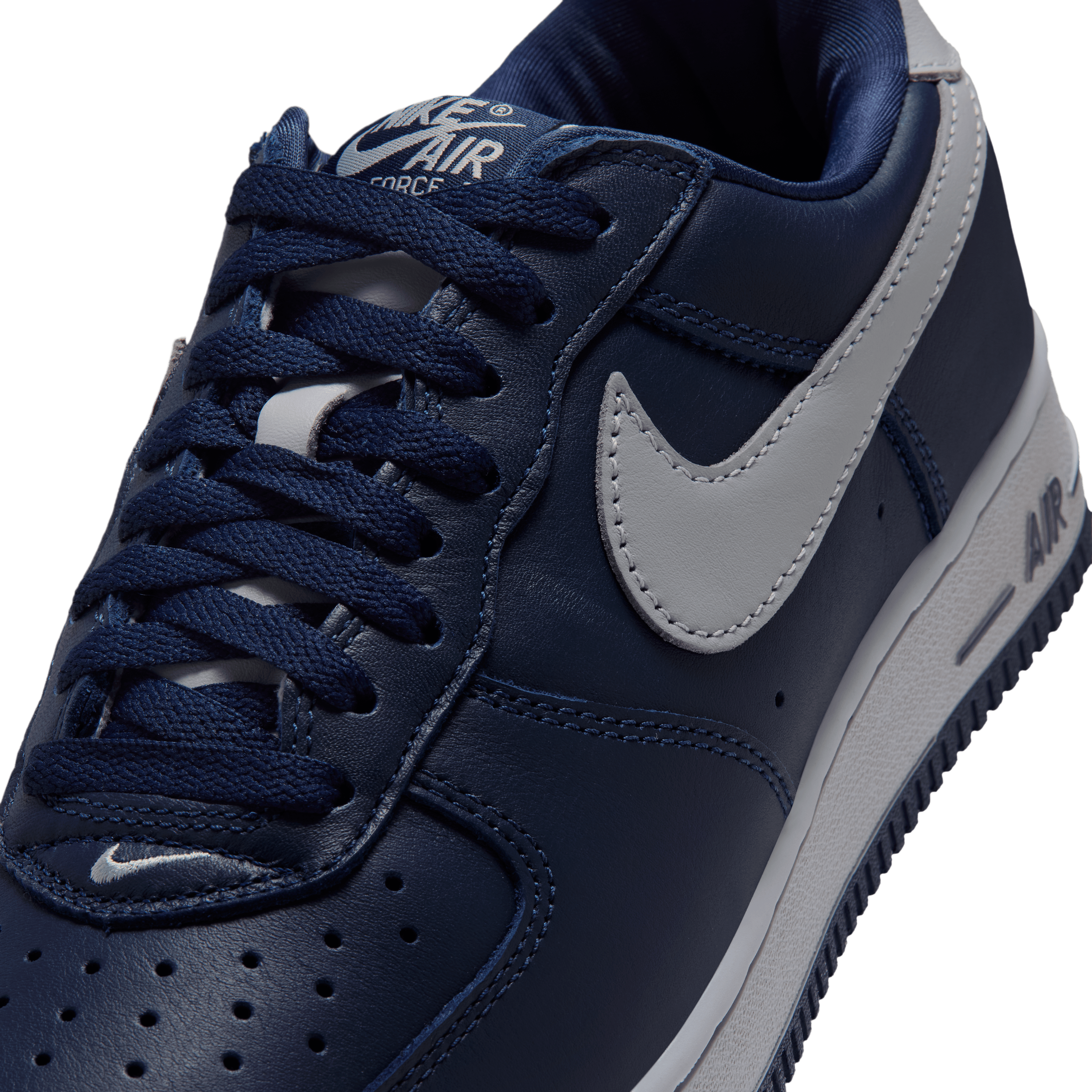 Nike Air Force 1 Low '01 College Navy Angle 6
