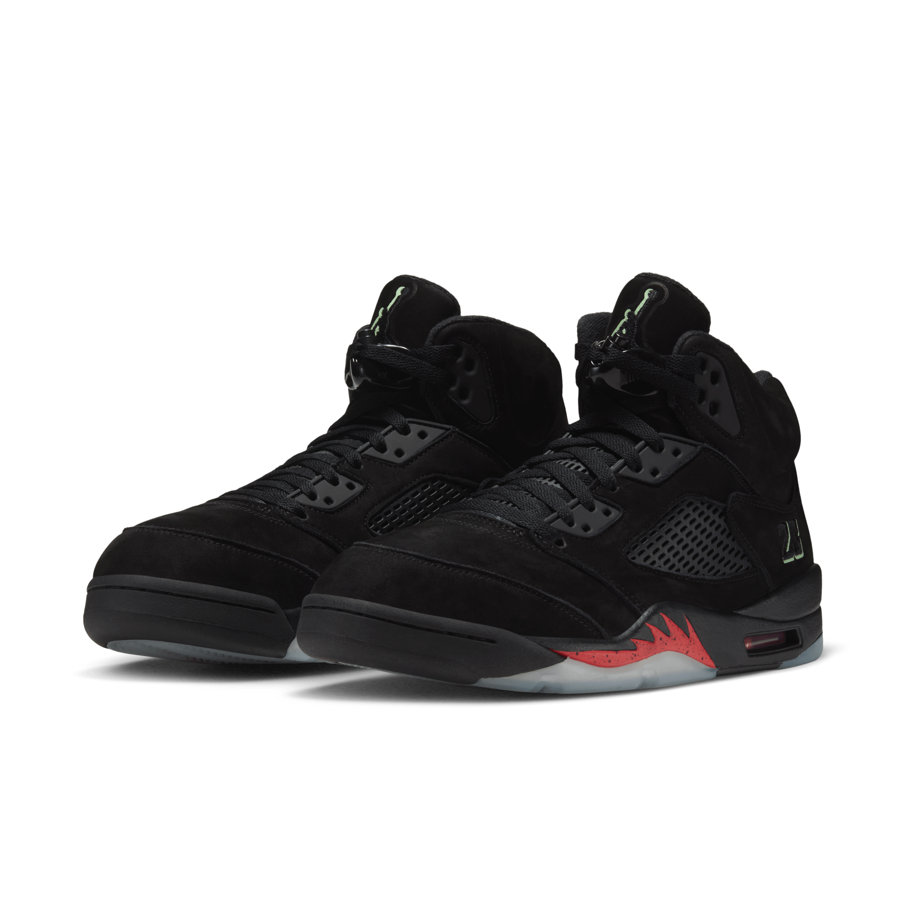Air Jordan 5 Retro Halloween Angle 4