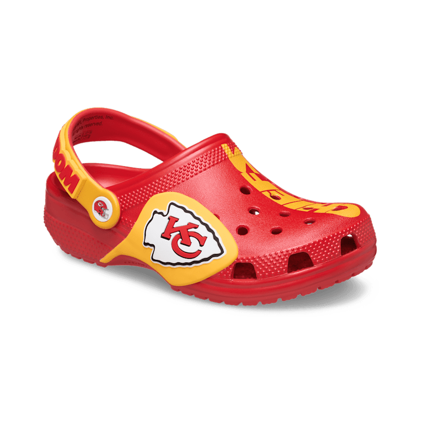 Crocs Classic Clog NFL Kansas City Chiefs (GS) Angle 3