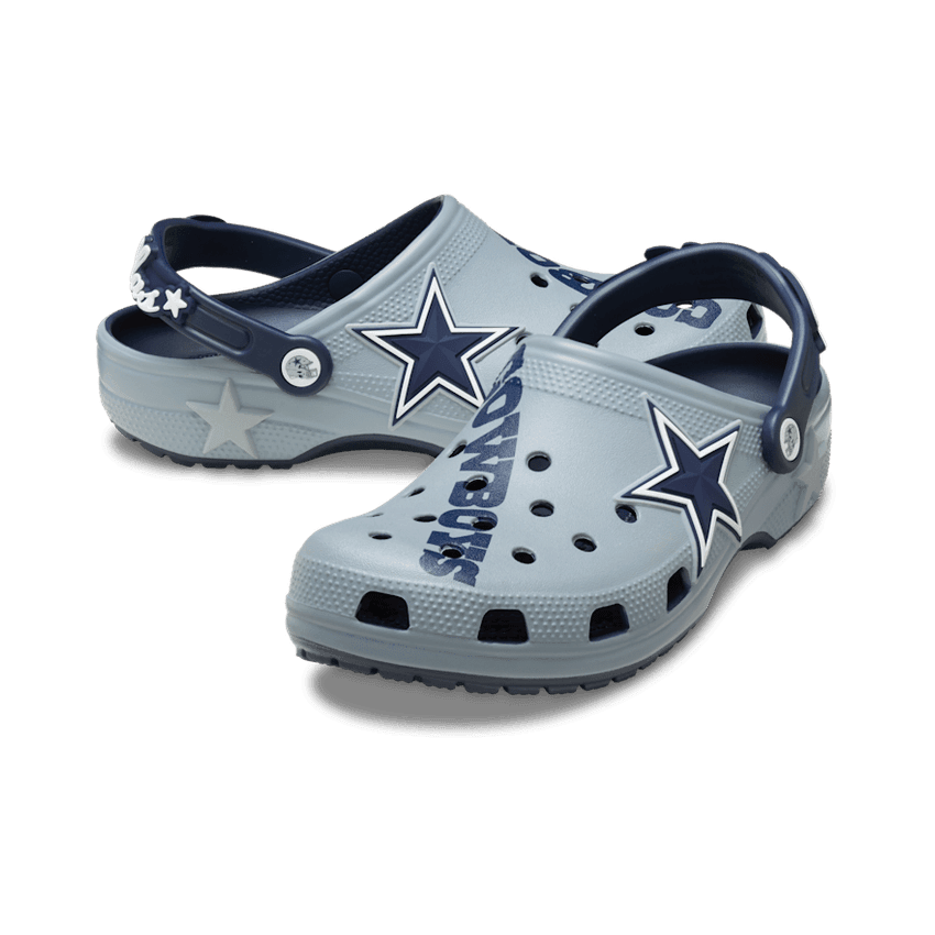 Crocs Classic Clog NFL Dallas Cowboys (2026) Angle 0