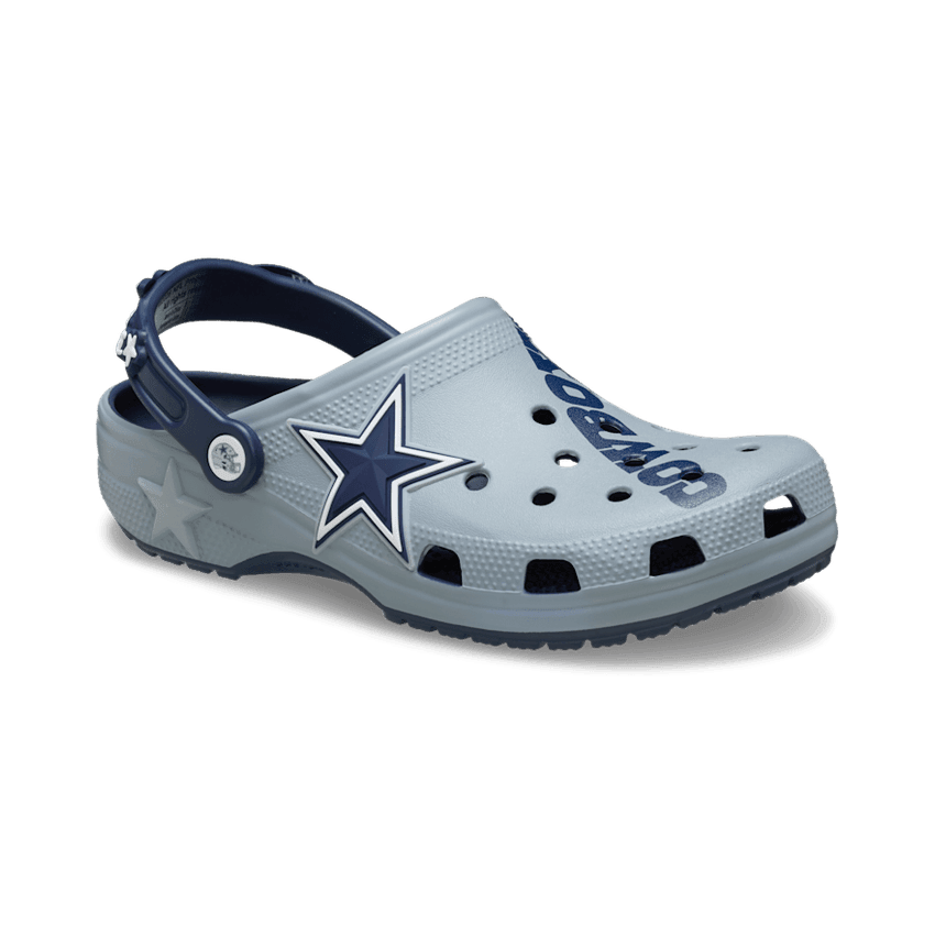 Crocs Classic Clog NFL Dallas Cowboys (2026) Angle 3