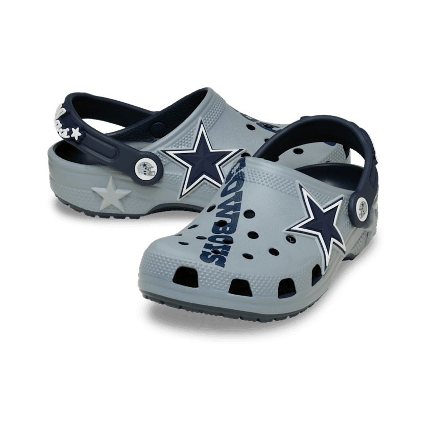 Crocs Classic Clog NFL Dallas Cowboys (2026) (GS) Angle 0