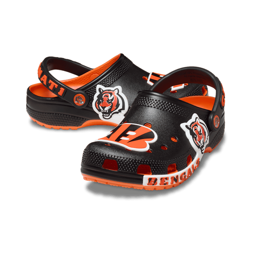 Crocs Classic Clog NFL Cincinnati Bengals (GS) Angle 0