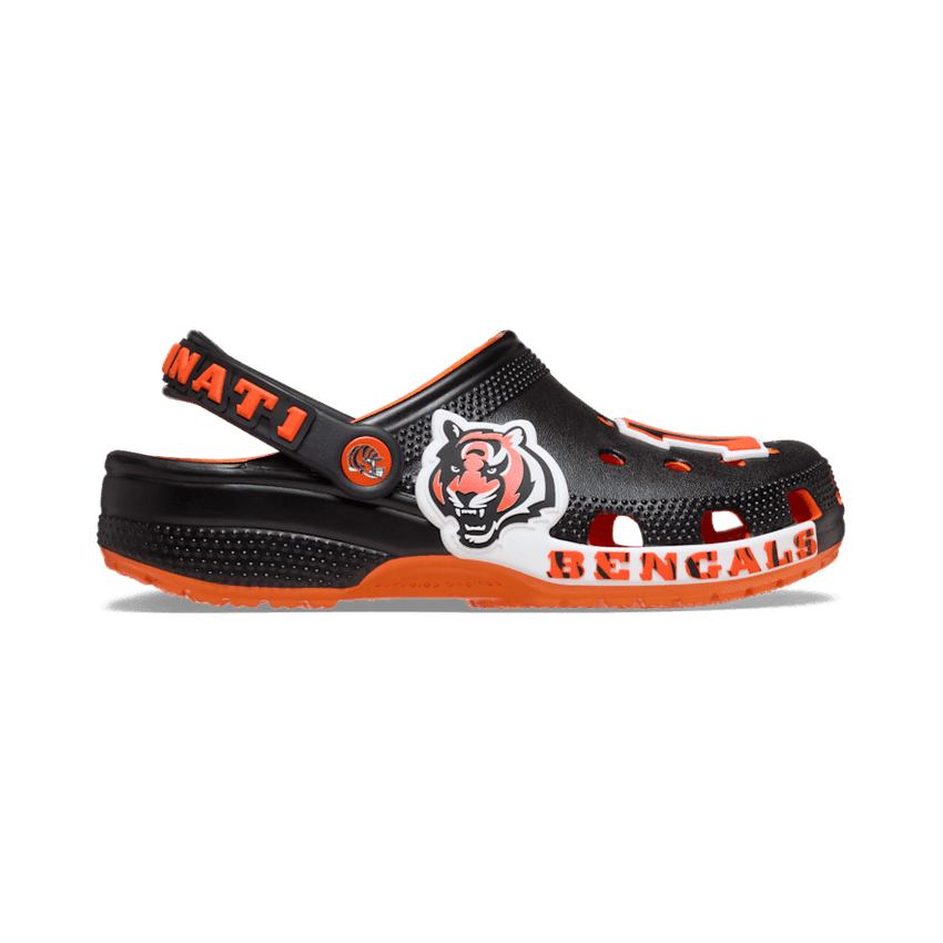 Crocs Classic Clog NFL Cincinnati Bengals (GS) Angle 1