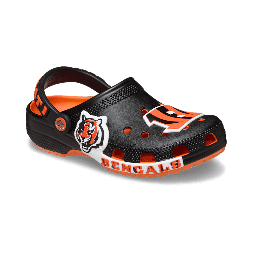 Crocs Classic Clog NFL Cincinnati Bengals (GS) Angle 3