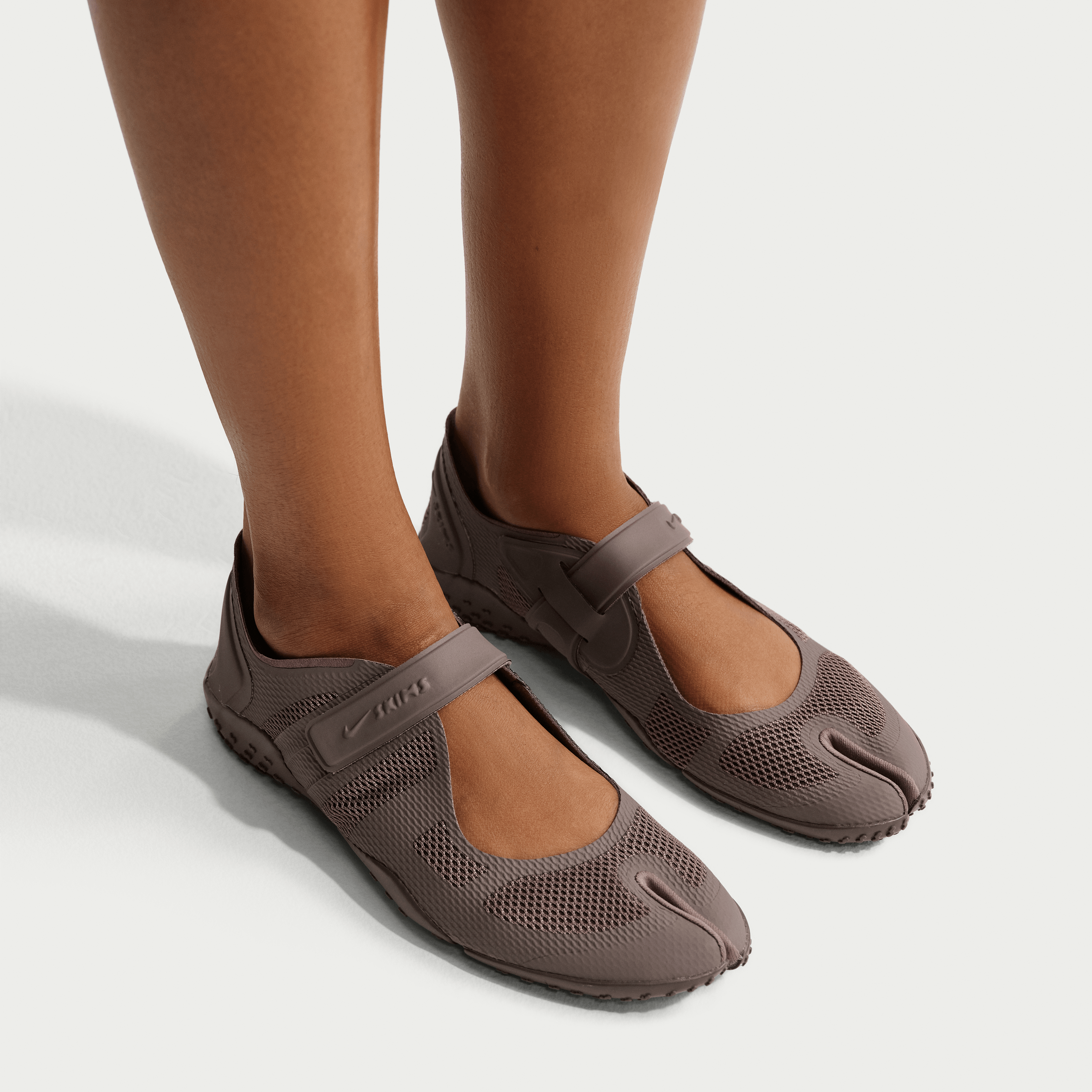 NikeSKIMS Rift Mesh Cave Stone Angle 10