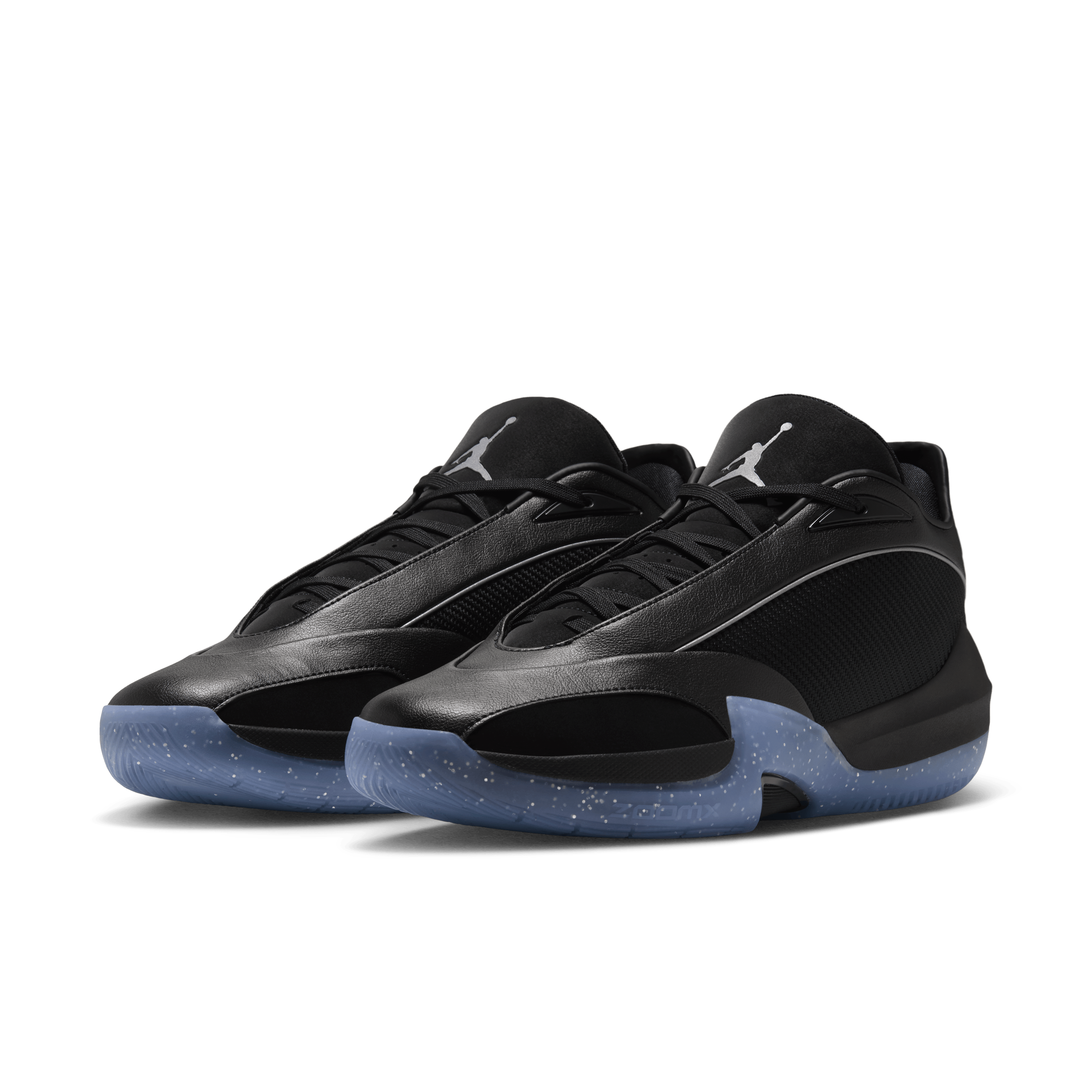 Jordan Triangle Black Metallic Silver Angle 3