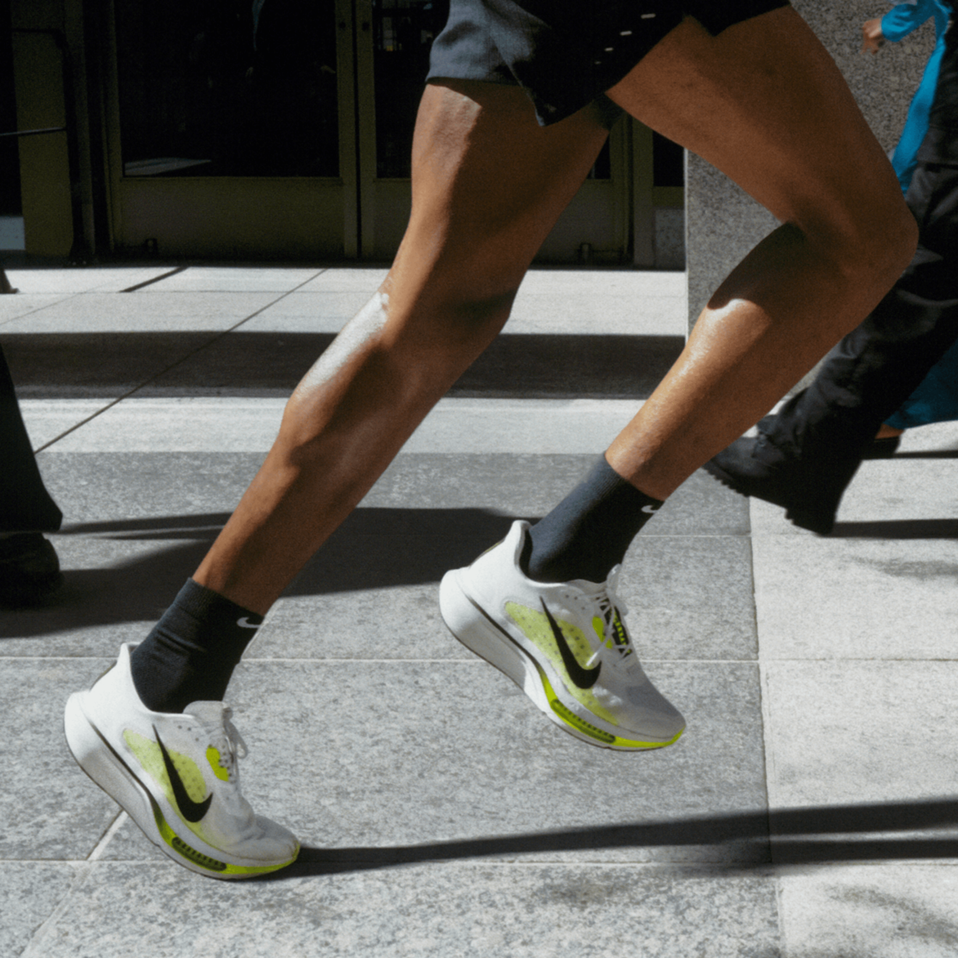 Nike Pegasus Plus 2 White Lemon Venom Angle 10