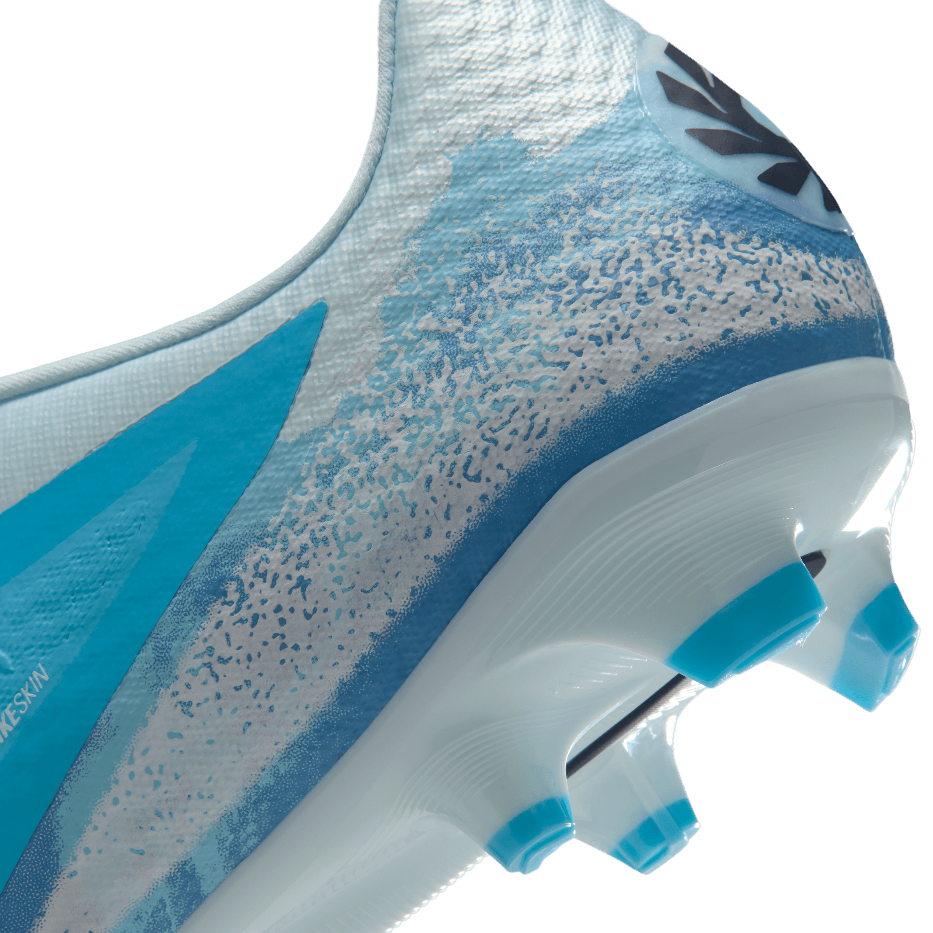 Nike Phantom 6 Low Academy FG Erling Haaland Angle 5