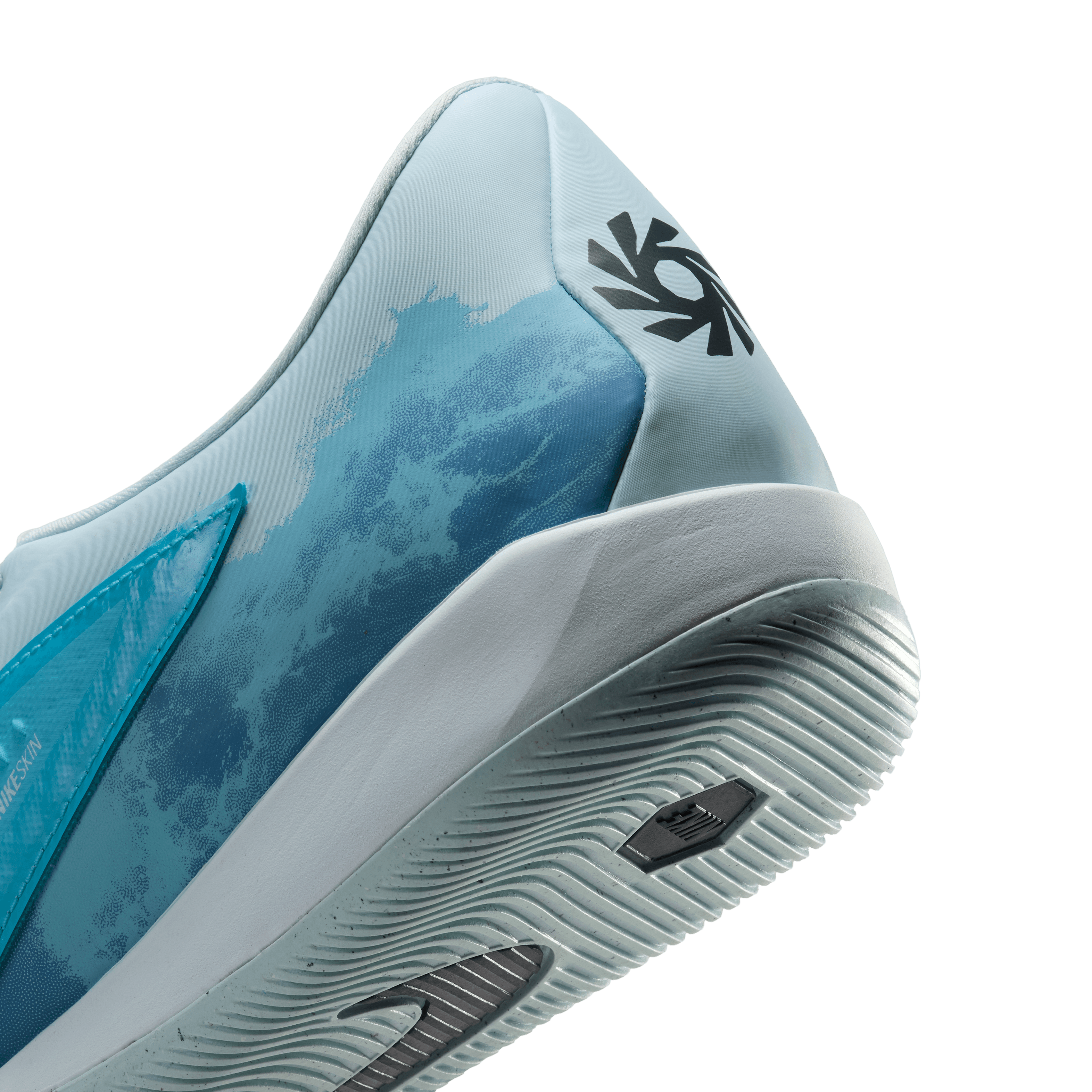 Nike Phantom 6 Low Academy Indoor Erling Haaland Angle 7