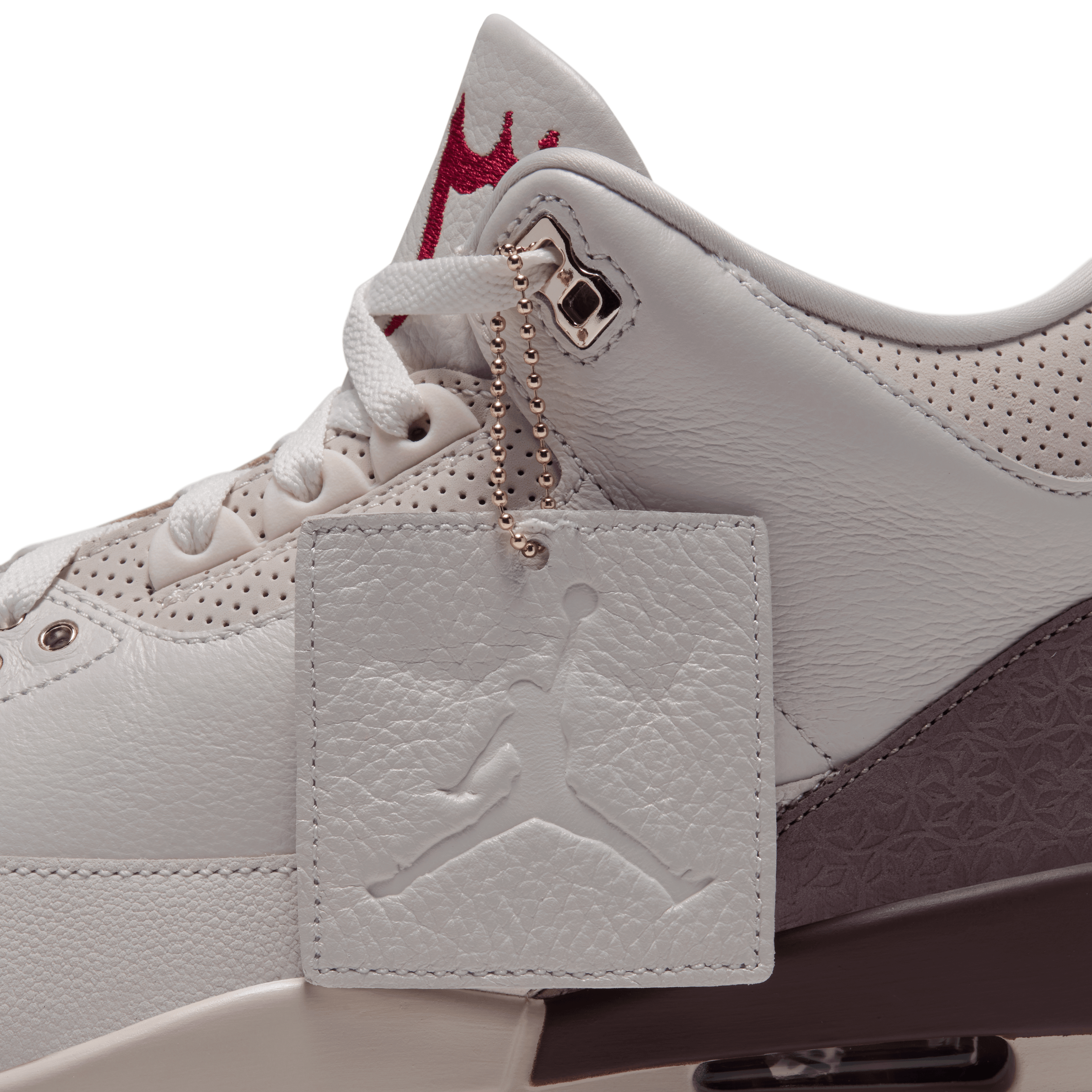 Air Jordan 3 Retro Middle East Angle 8