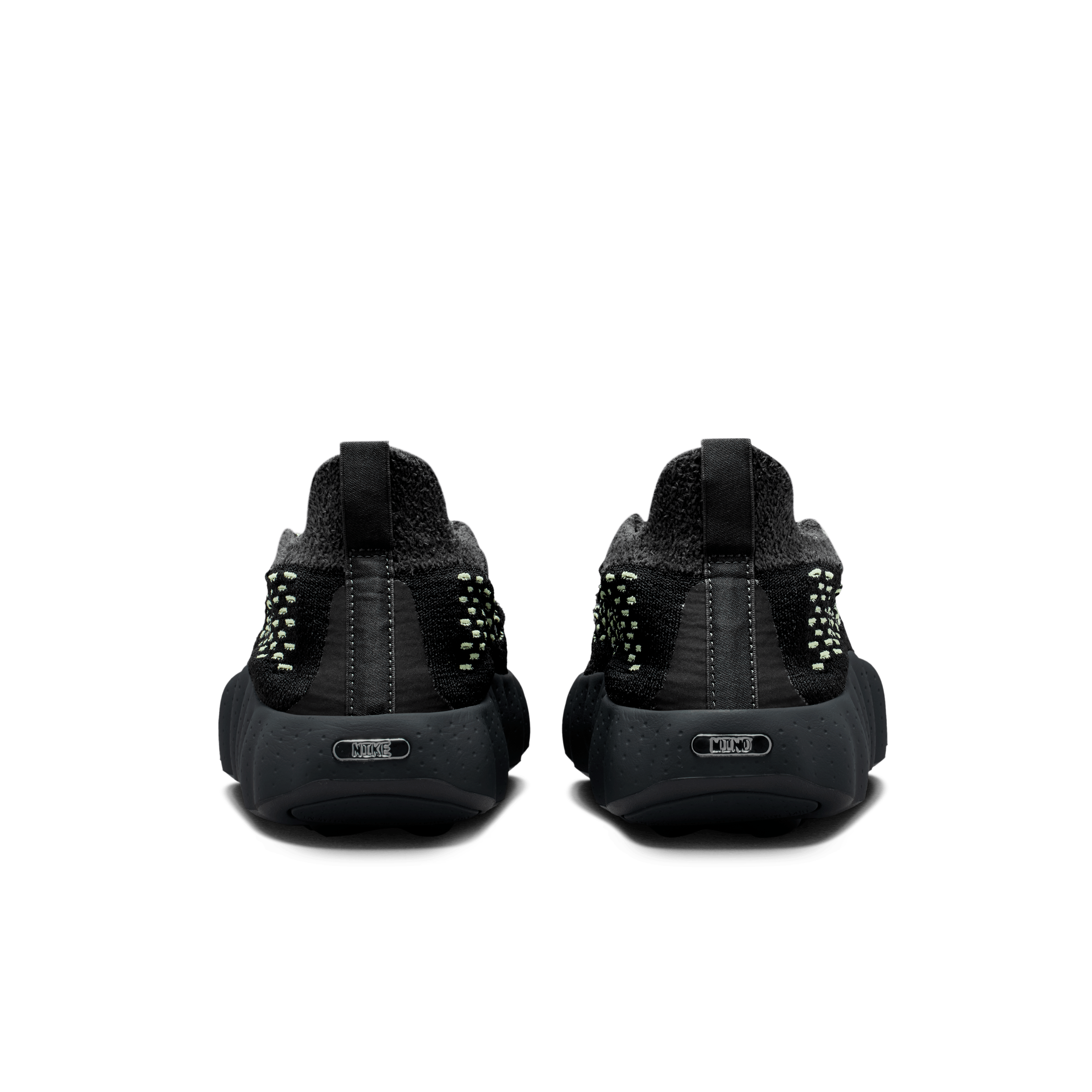 Nike Mind 002 Flyknit Black Dark Smoke Grey Angle 5