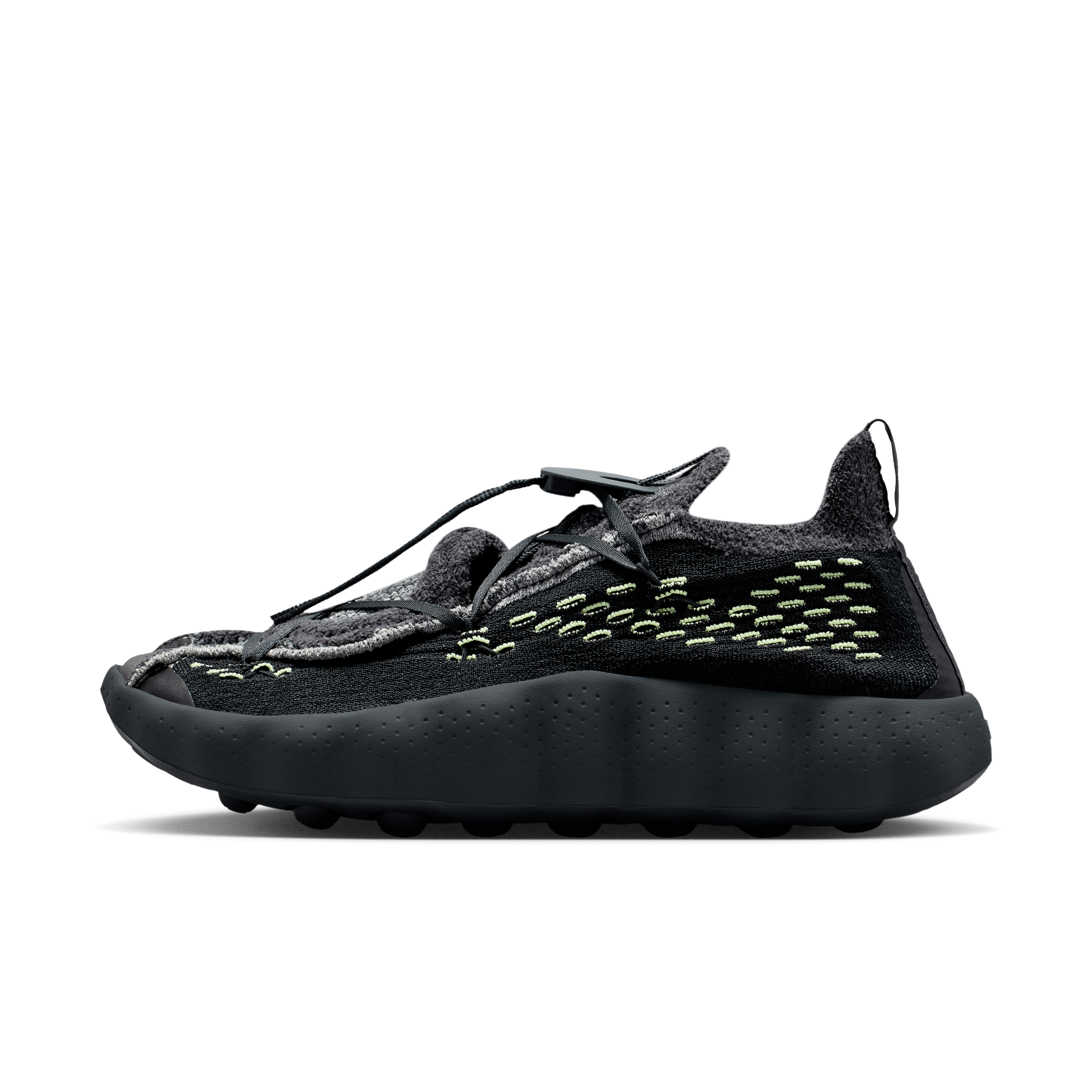 Nike Mind 002 Flyknit Black Dark Smoke Grey Angle 0