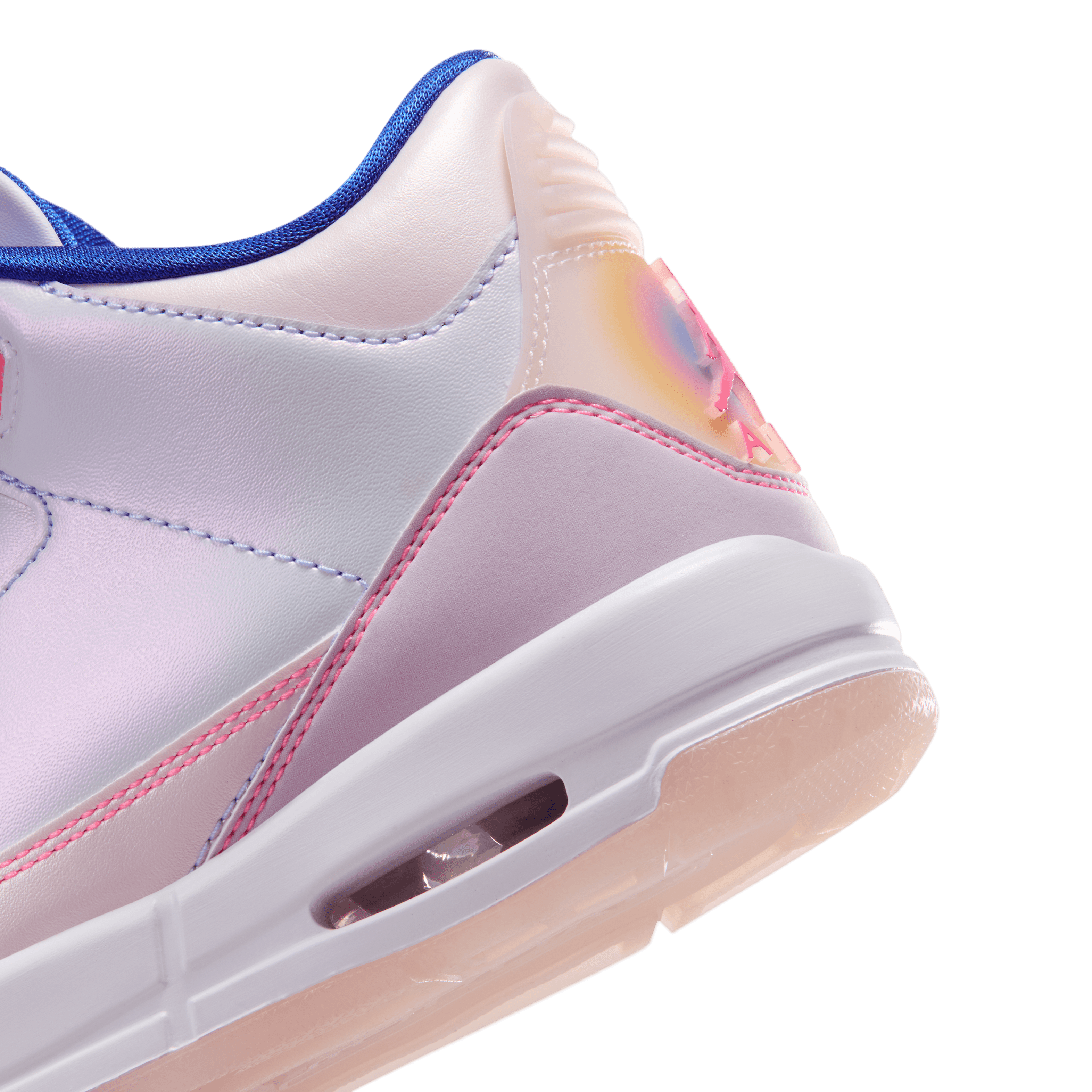 Air Jordan 3 SE Lola Bunny (GS) Angle 2
