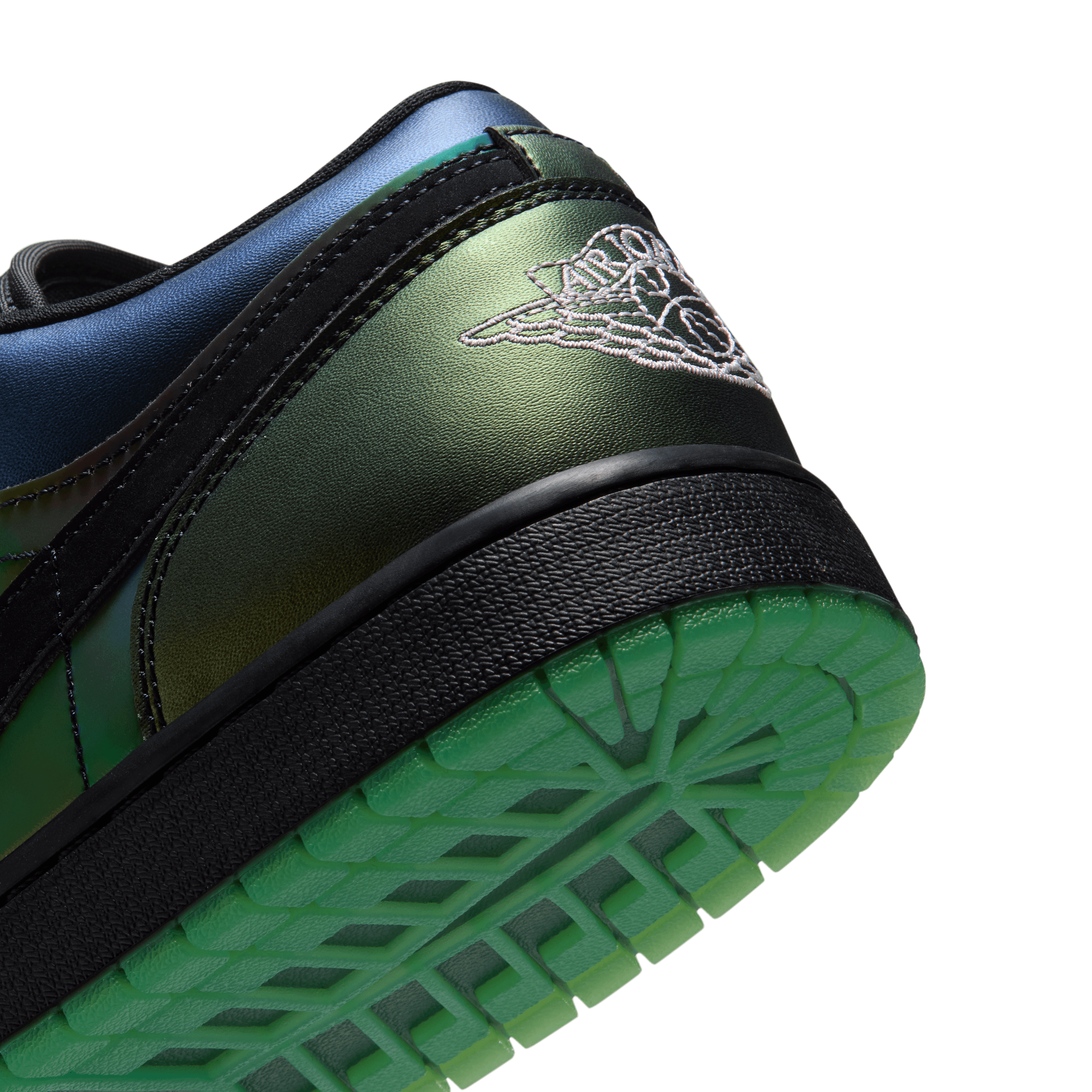 Air Jordan 1 Low SE Space Jam Magic Ball Angle 6