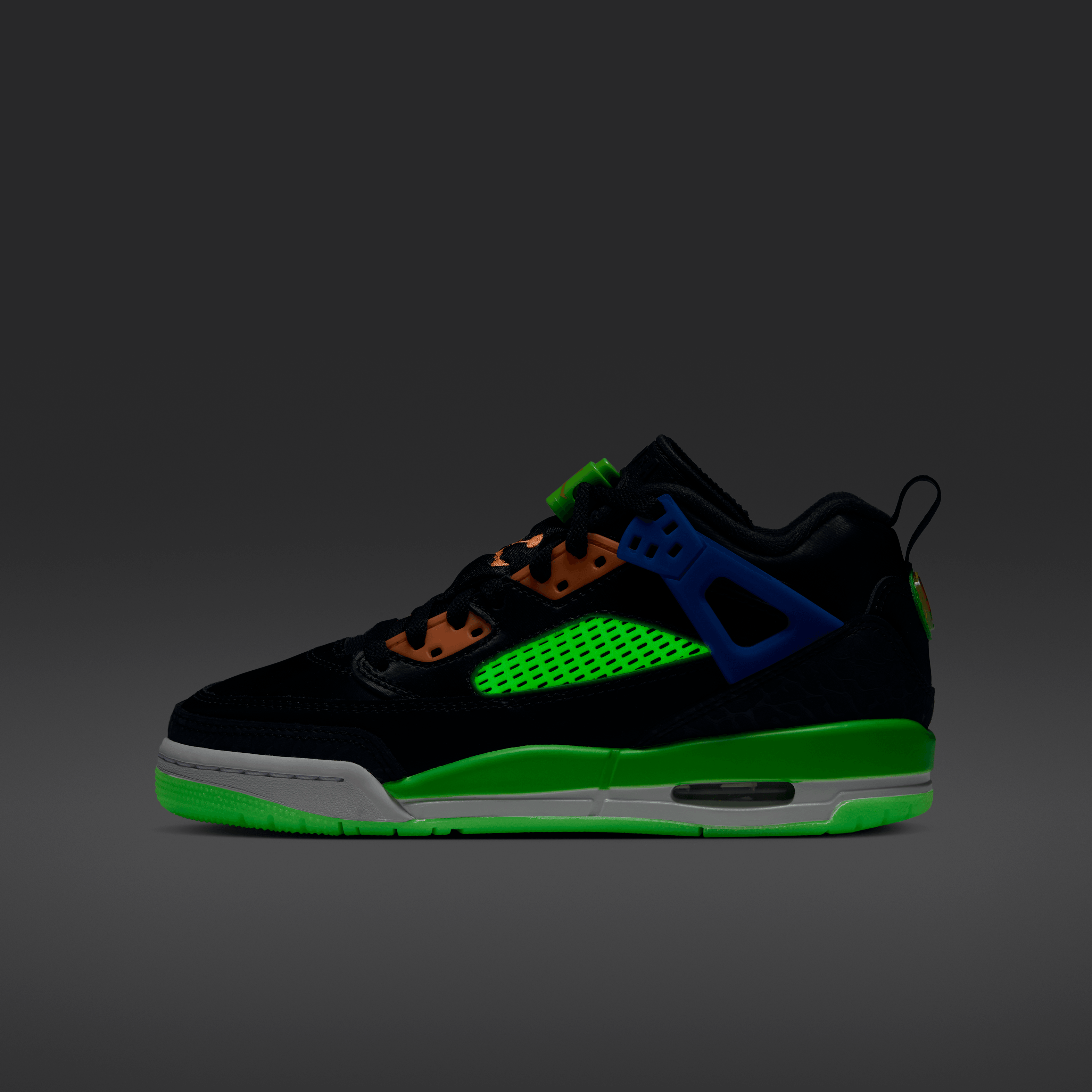 Jordan Spizike Low Space Jam Jam Central (GS) Angle 7