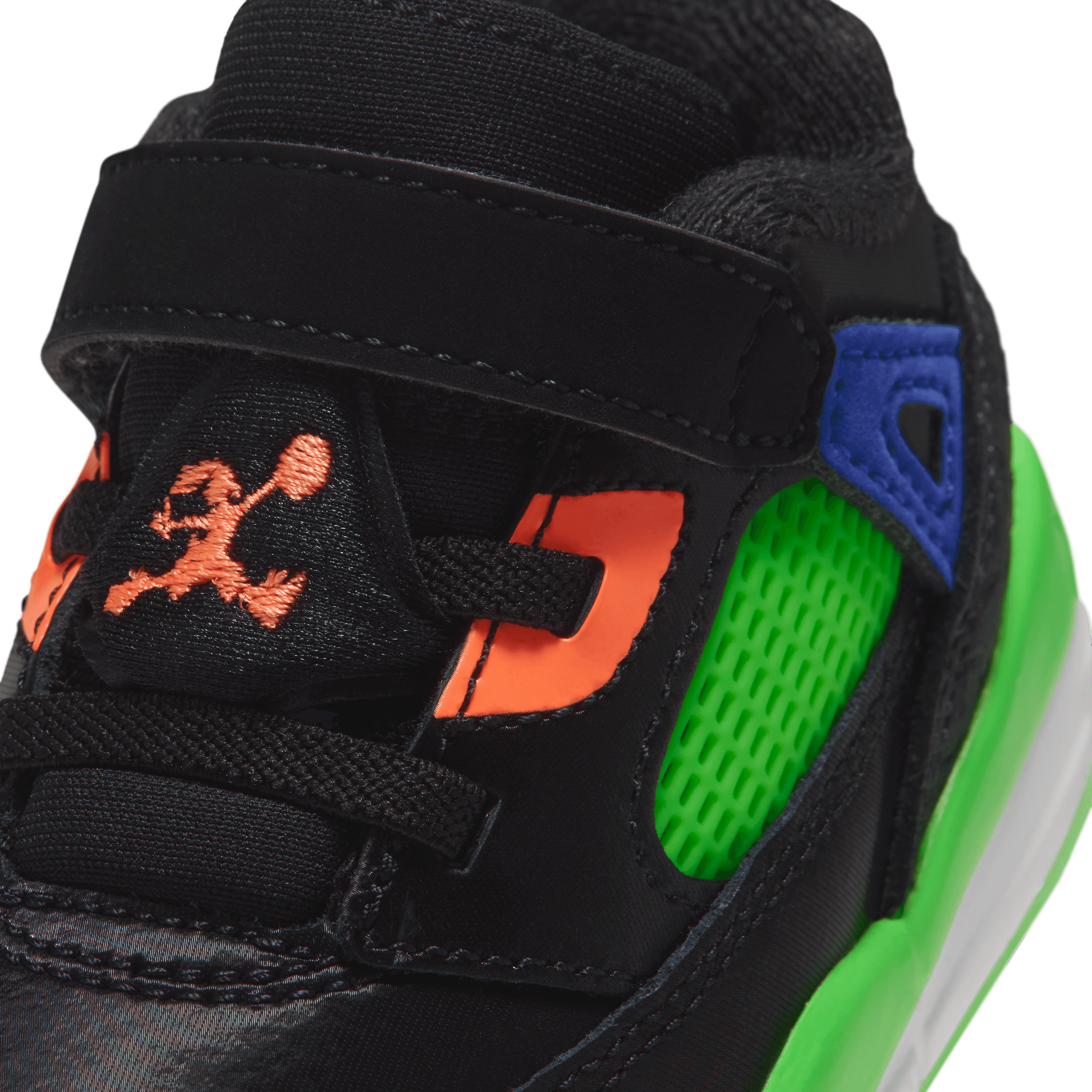 Jordan Spizike Low Space Jam Jam Central (TD) Angle 6