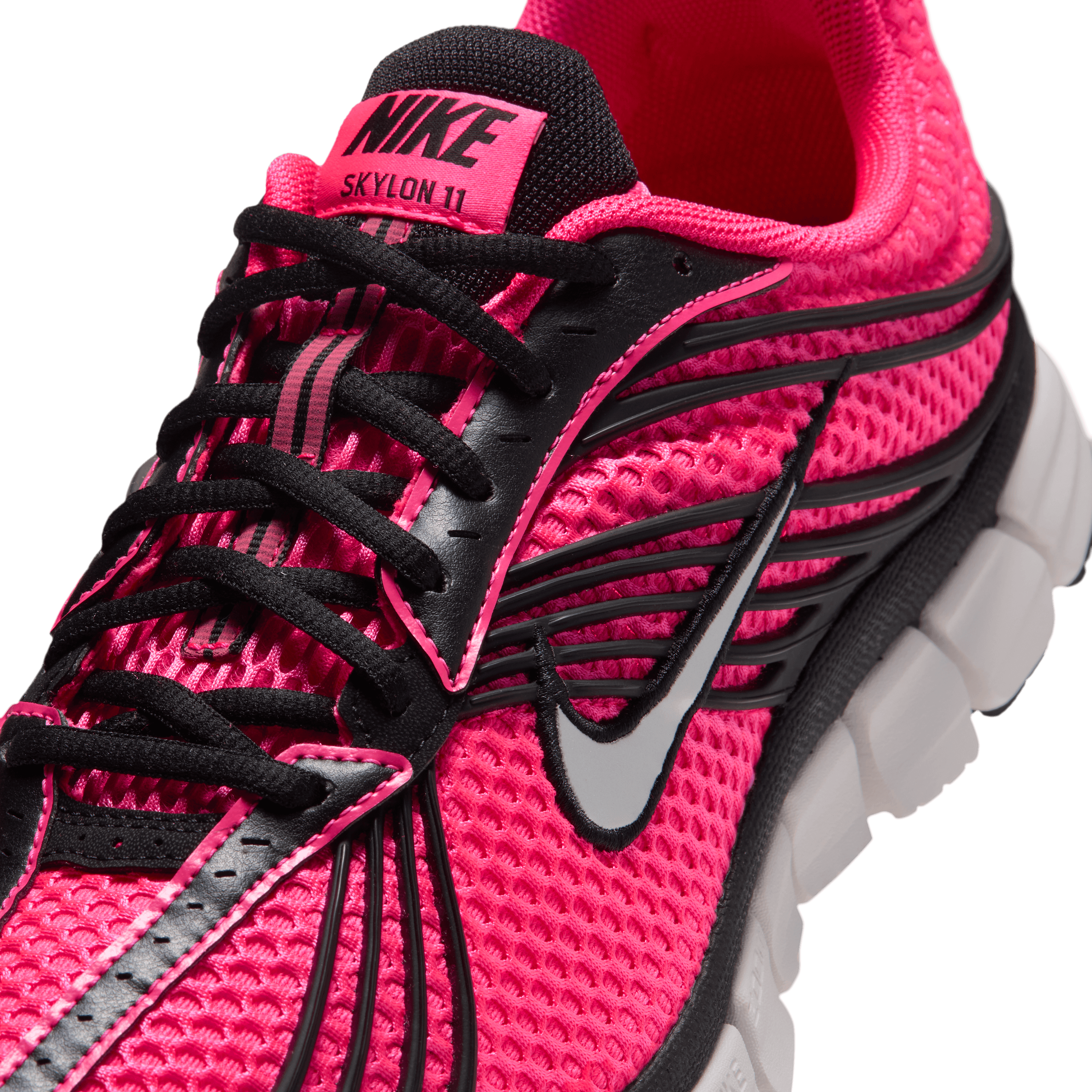 Nike Zoom Skylon 11 Hyper Pink Angle 5
