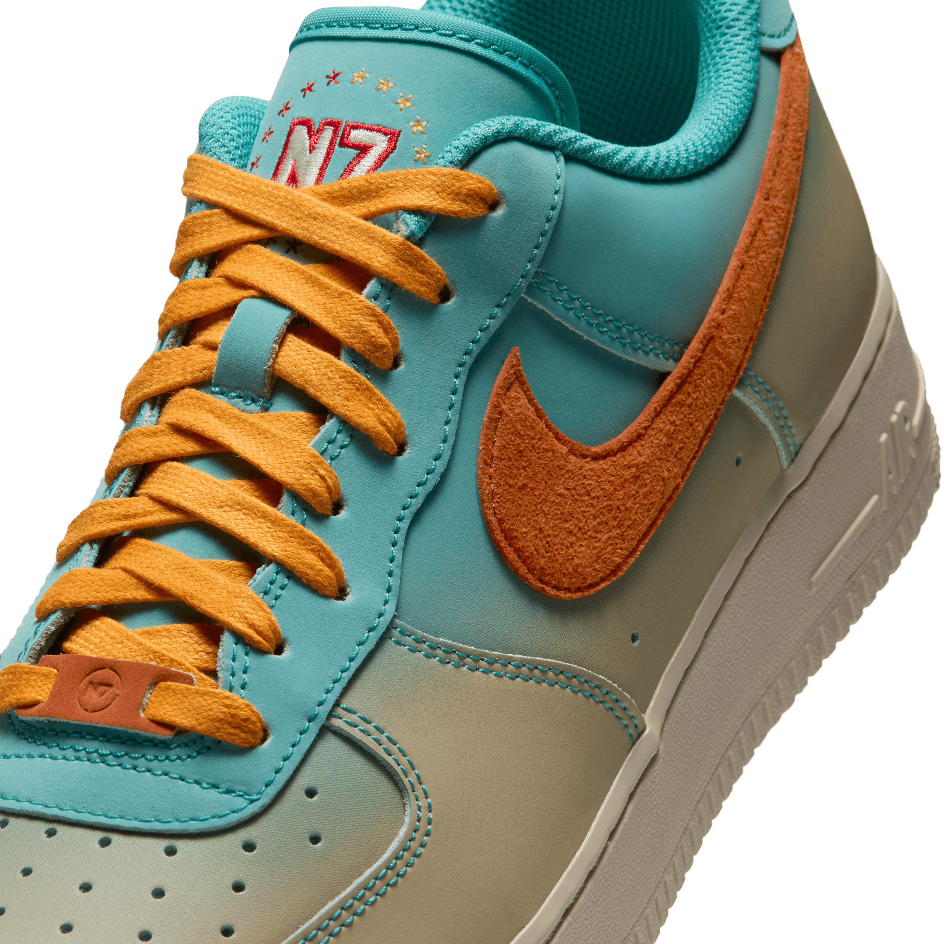 Nike Air Force 1 Low N7 Oasis Teal Angle 4