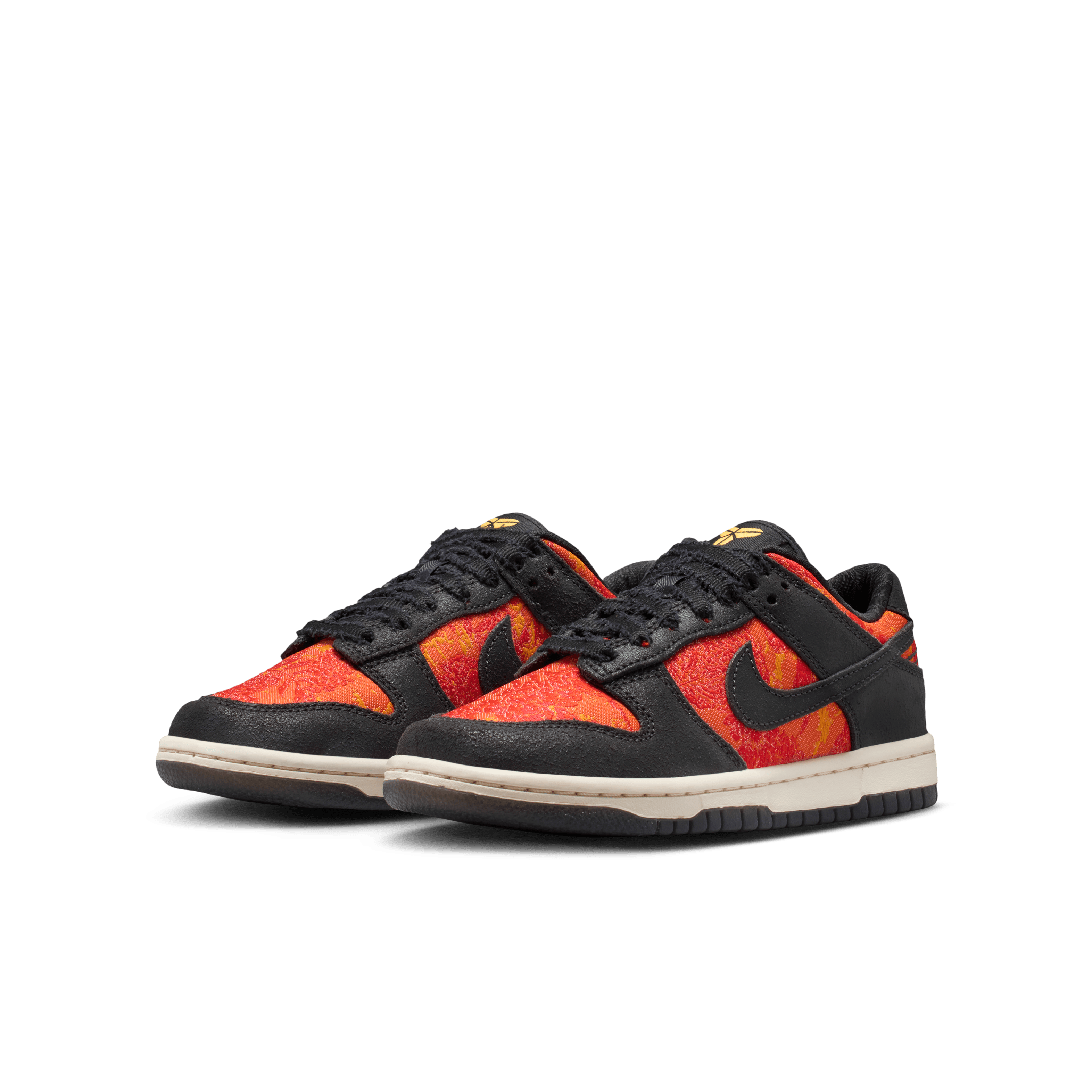 Nike Kobe Dunk Low Protro Mamba Eterno (GS) Angle 4