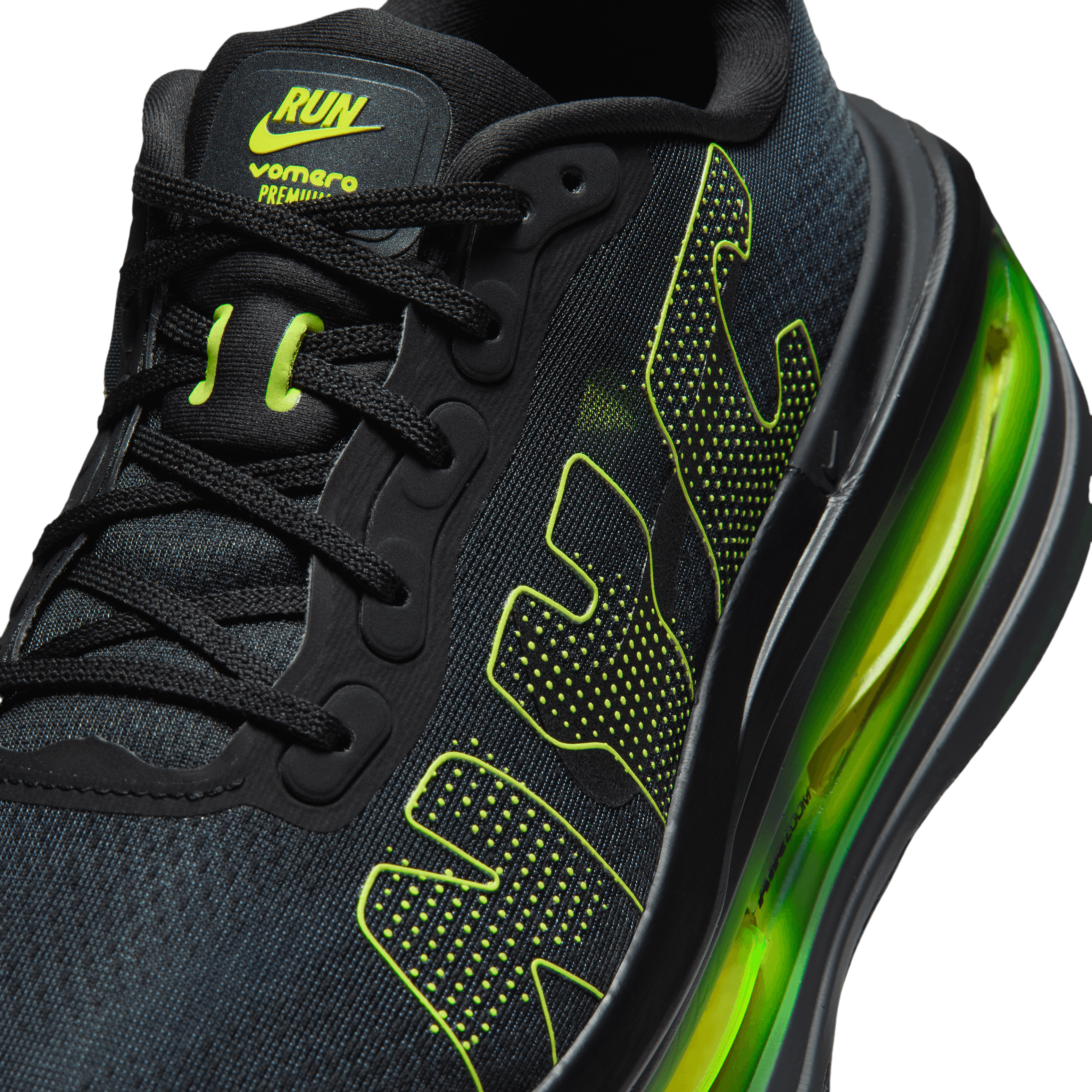 Nike Vomero Premium NYC Angle 6