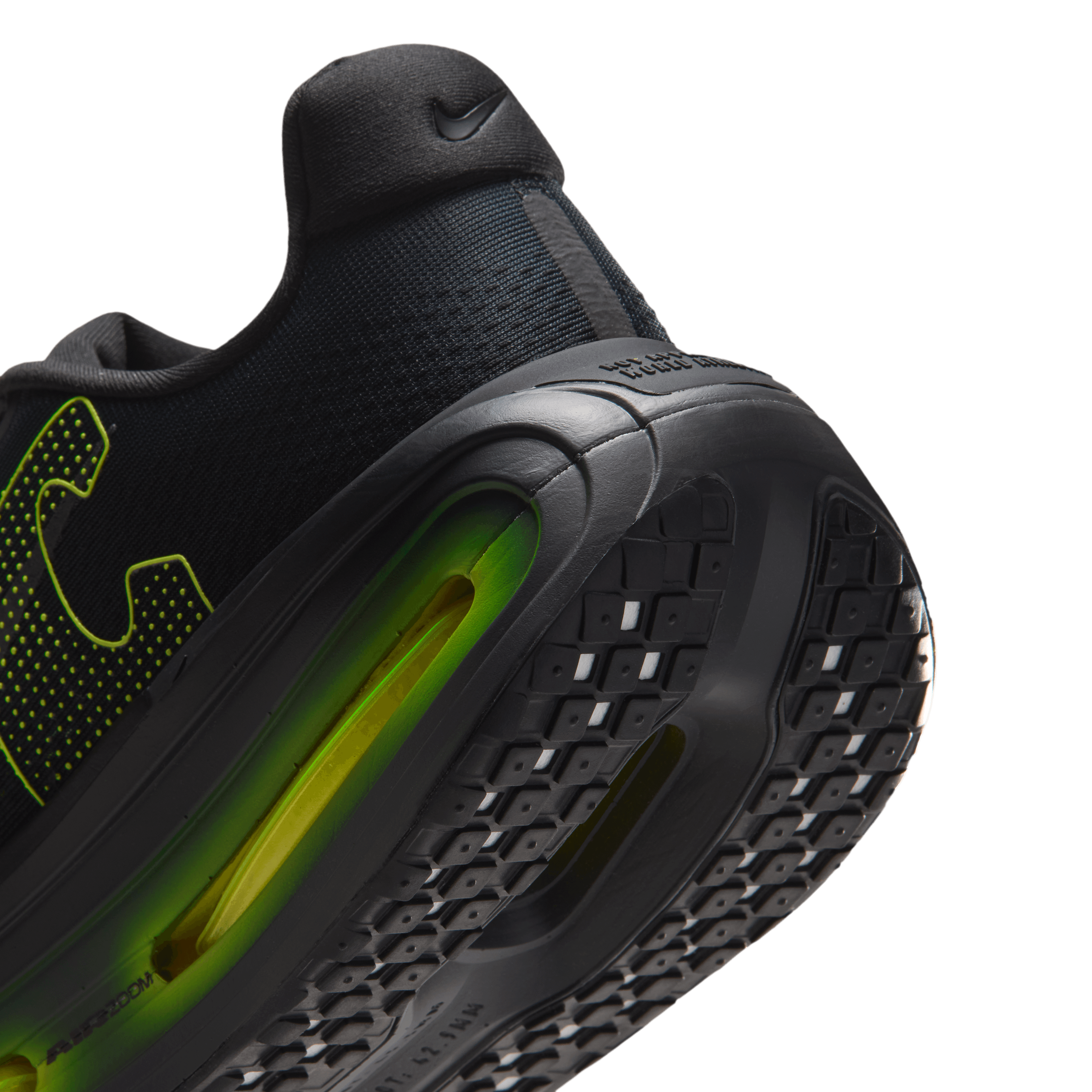 Nike Vomero Premium NYC Angle 7