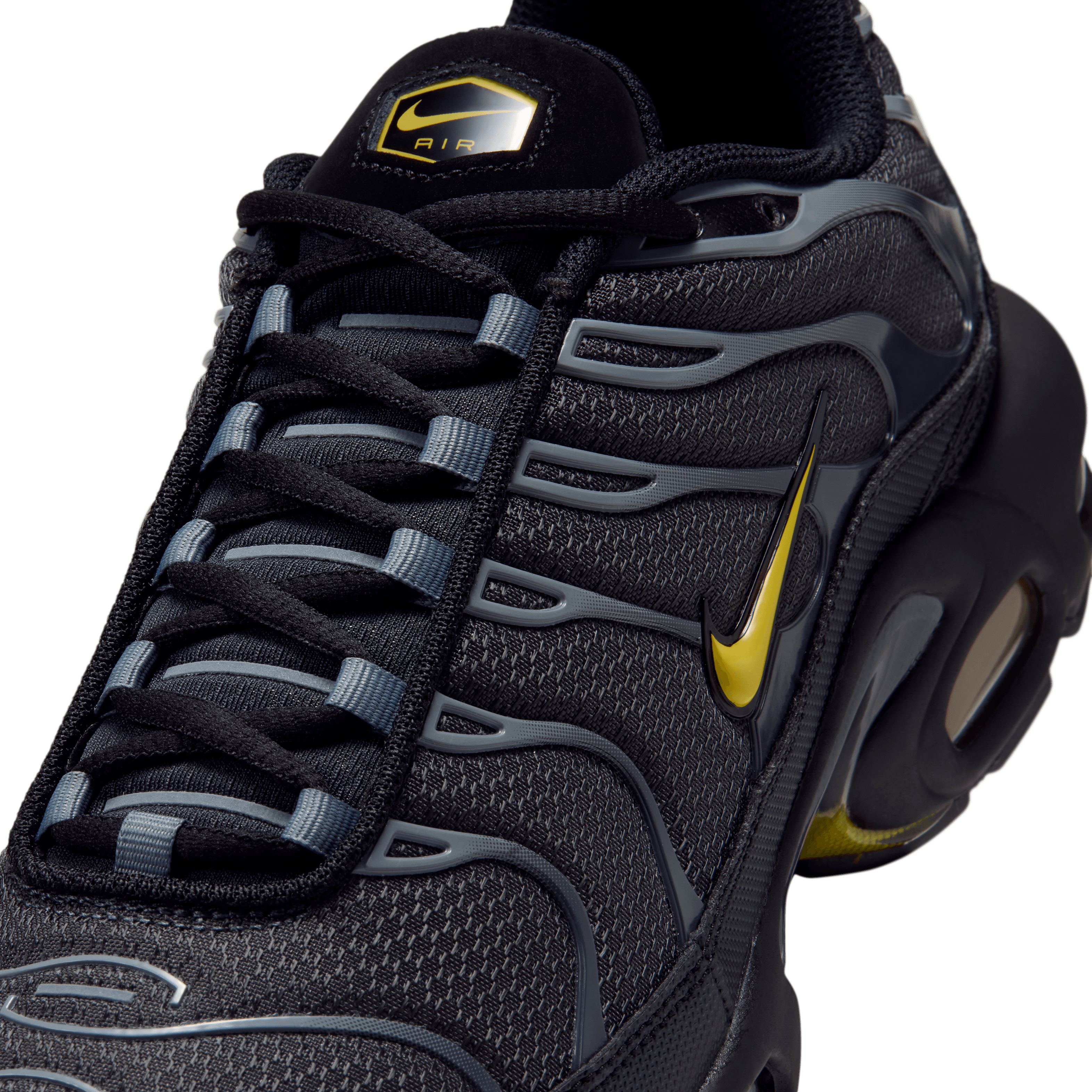 Nike Air Max Plus Batman Angle 6