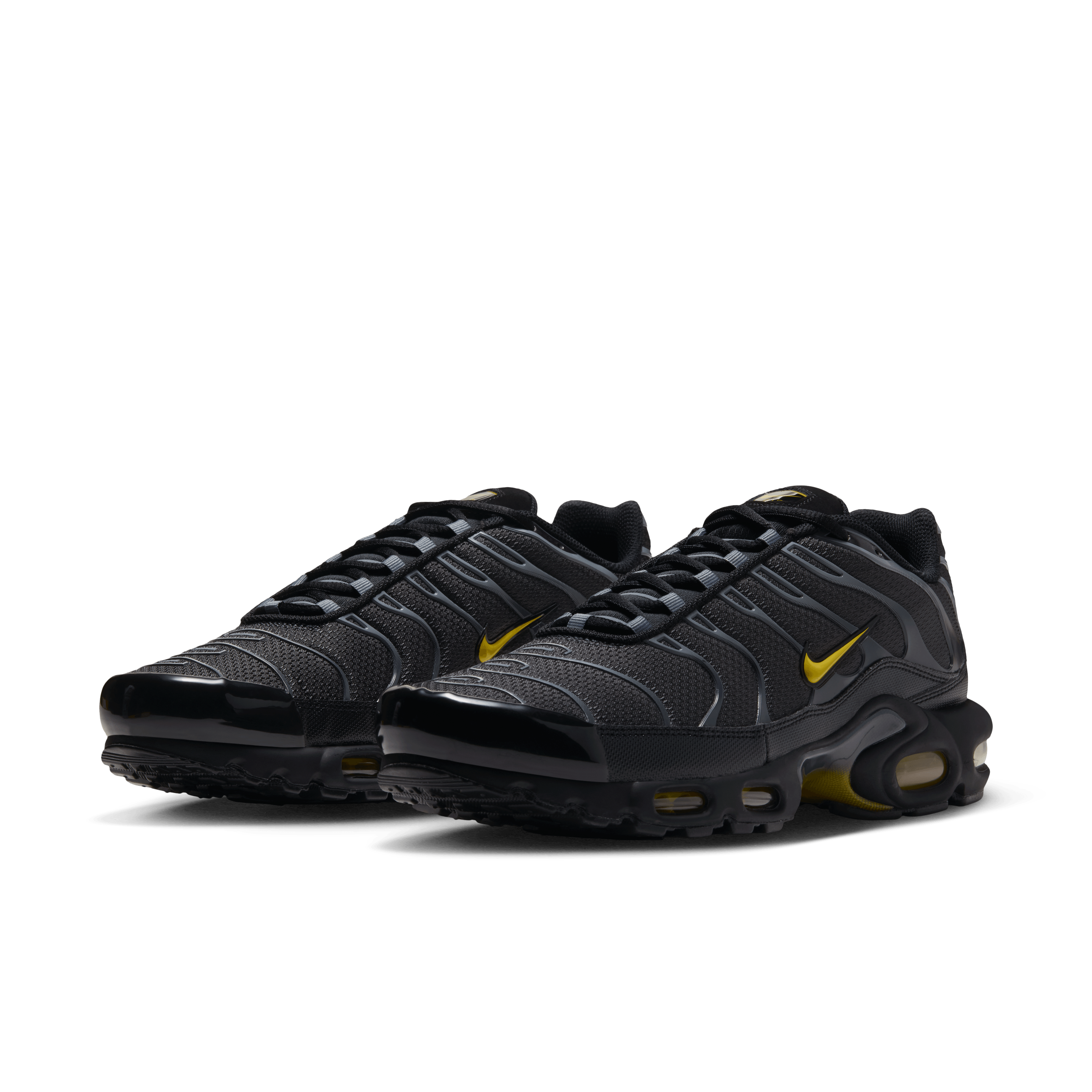 Nike Air Max Plus Batman Angle 4