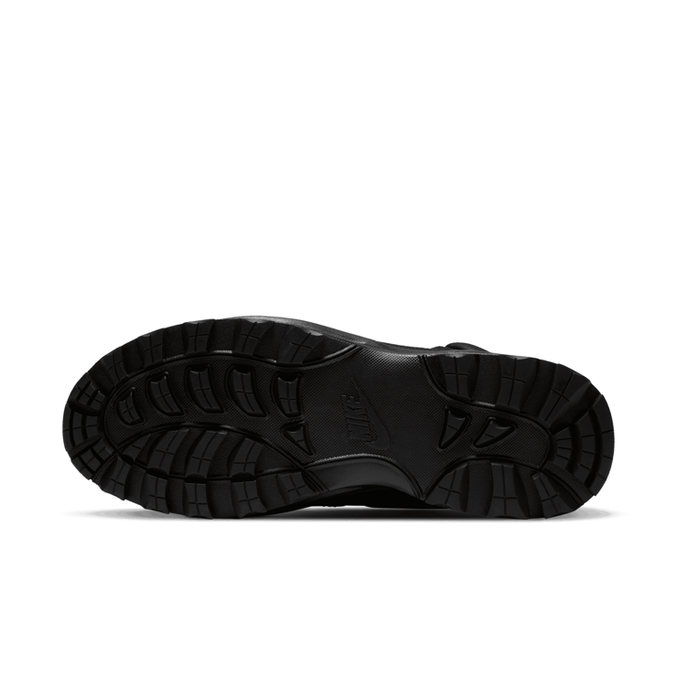 Nike Manoa Black Angle 0