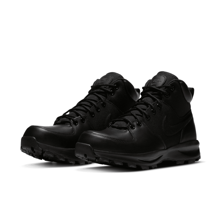 Nike Manoa Black Angle 3