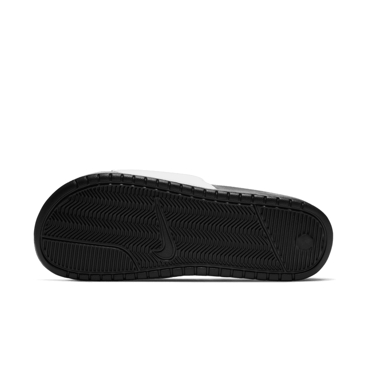 Nike Benassi JDI Slide Angle 1