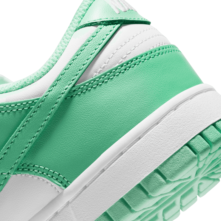 Nike Dunk Low Green Glow (W) Angle 5