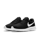 Nike Tanjun Black White (W) Angle 2