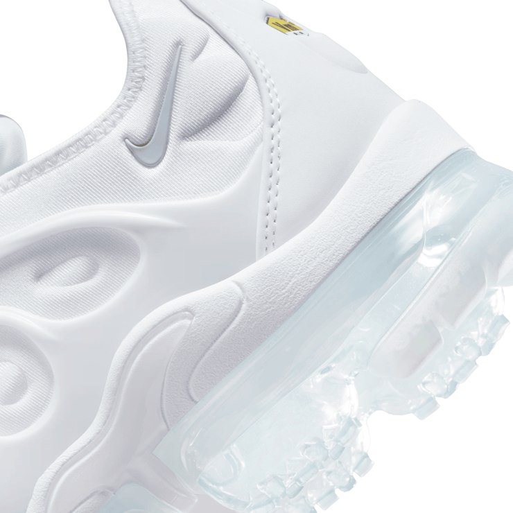 Nike Air VaporMax Plus White Angle 7