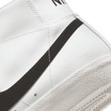 Nike Blazer Mid 77 Vintage White Black Angle 6