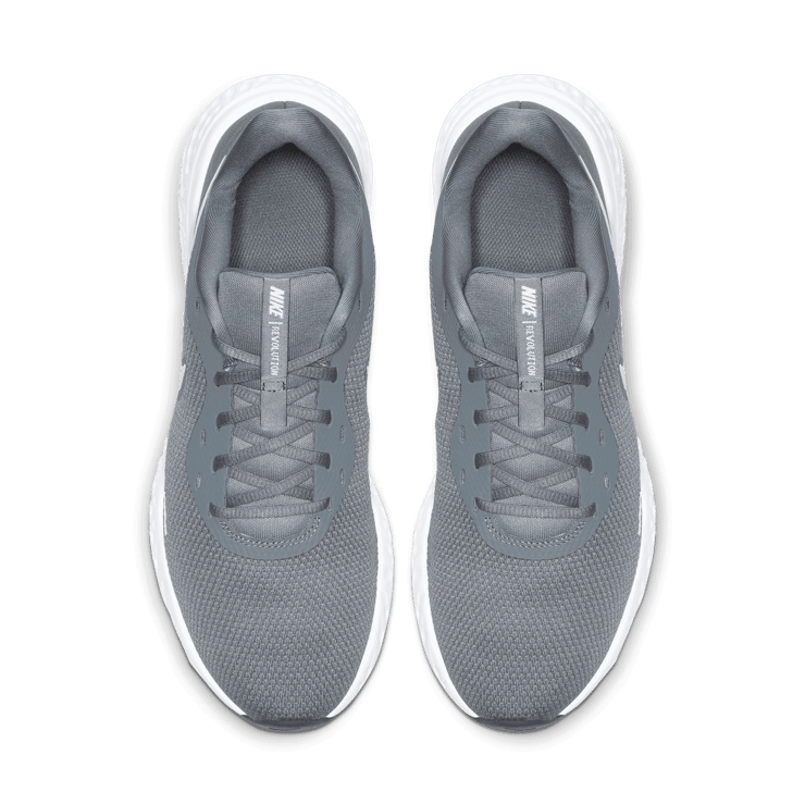 Nike Revolution 5 Cool Grey Angle 1