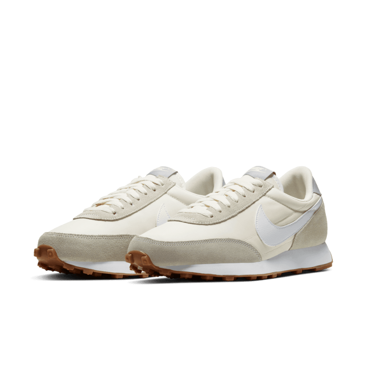 Nike Daybreak Pale Ivory Light Smoke Grey (W) Angle 2