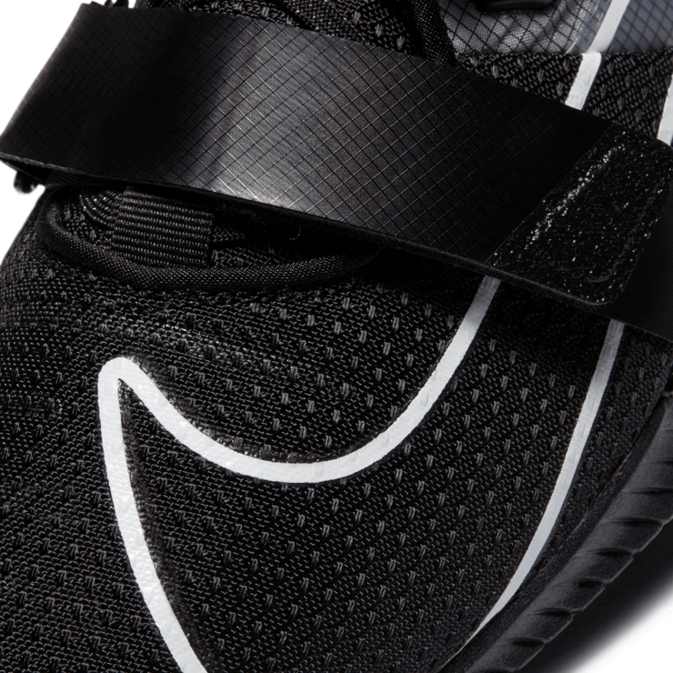 Nike Romaleos 4 Black White Angle 0